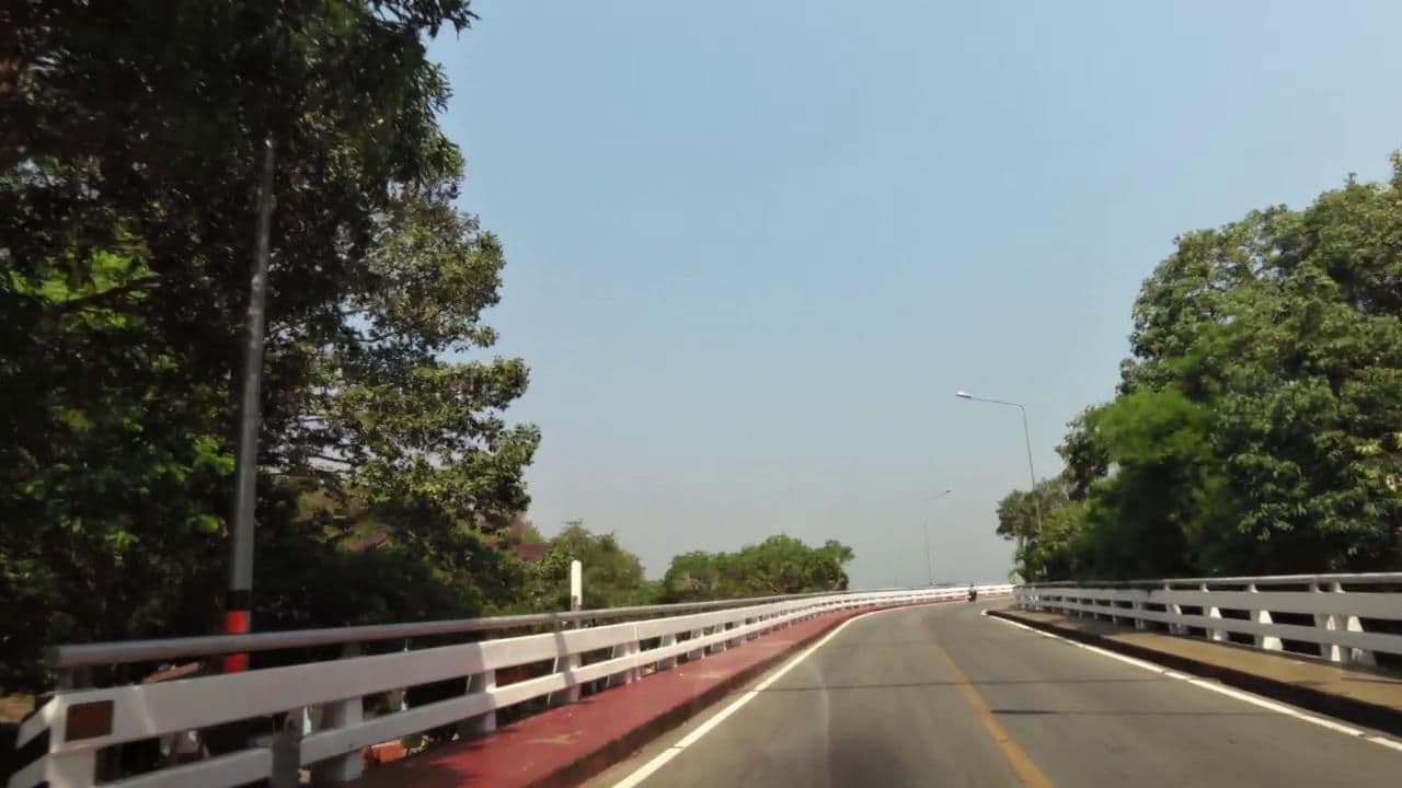Street view near บ้านเรือ (Baan Rua), Tha Mai — © toffy (CC BY-SA · Mapillary)