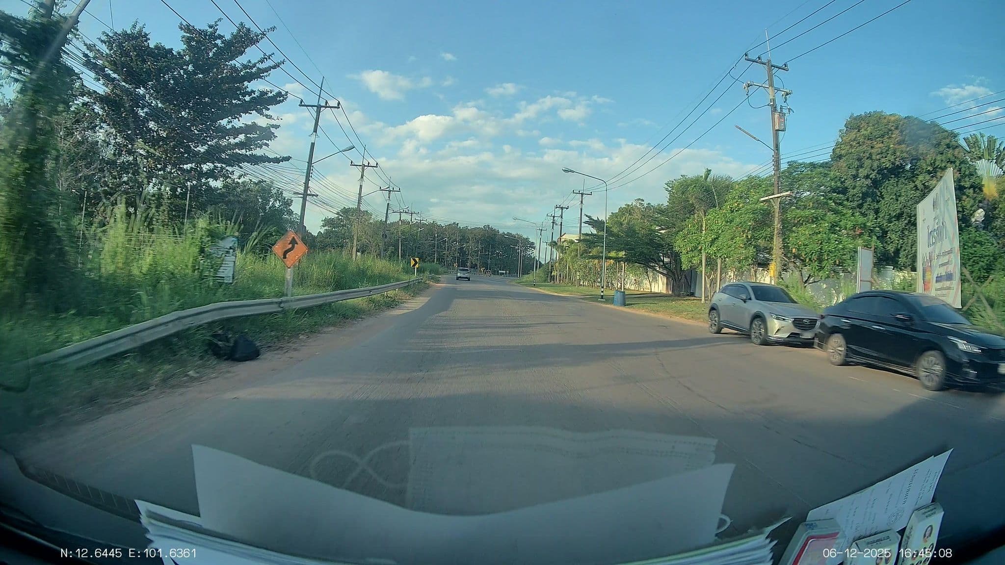 Street view near ไอทะเล รีสอร์ท, Klaeng — © ThailandCambodia (CC BY-SA · Mapillary)