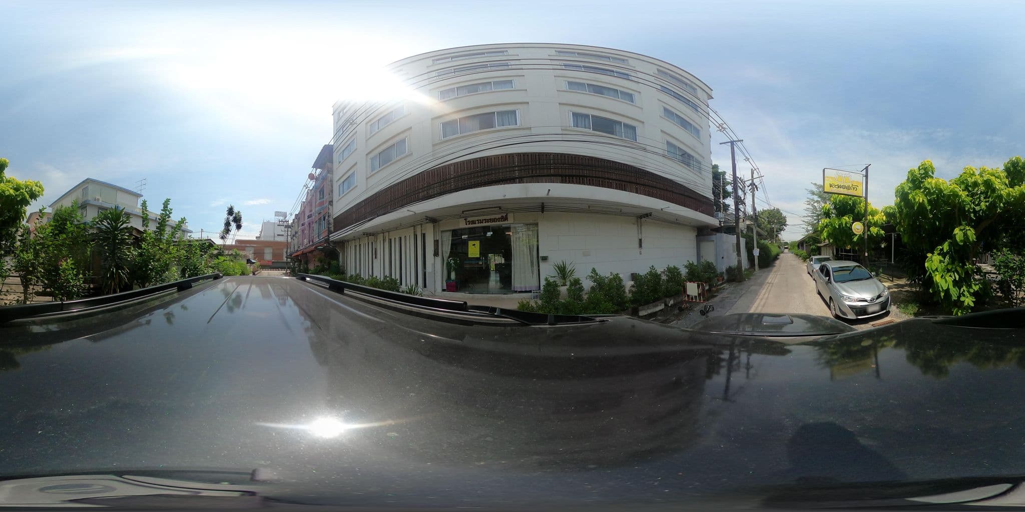 Street view near โรงแรมวันเวย์, Rayong — © syncnook (CC BY-SA · Mapillary)