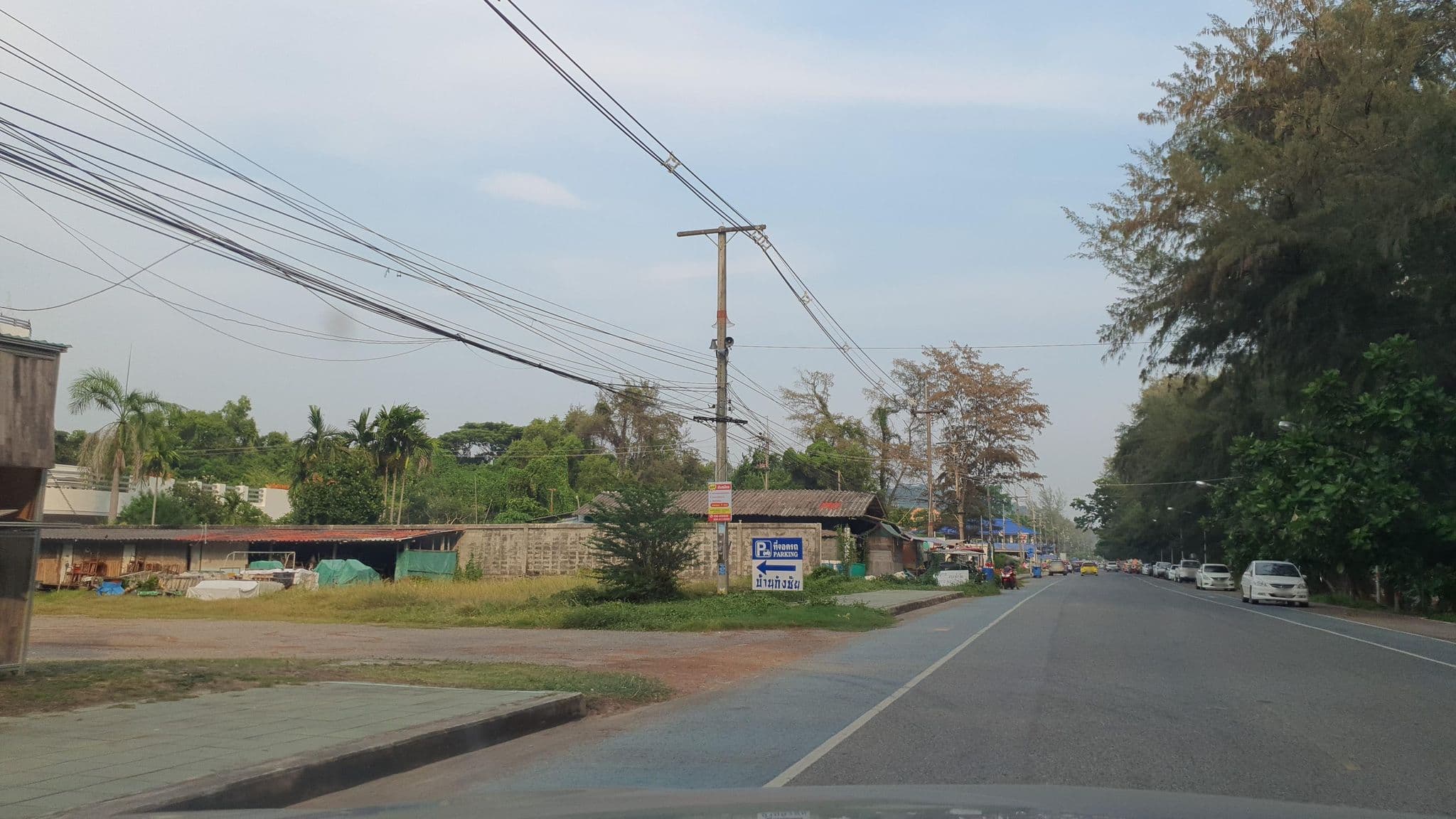 Street view near ก๋งชัย 2, Ban Phe — © jrcarlsen (CC BY-SA · Mapillary)