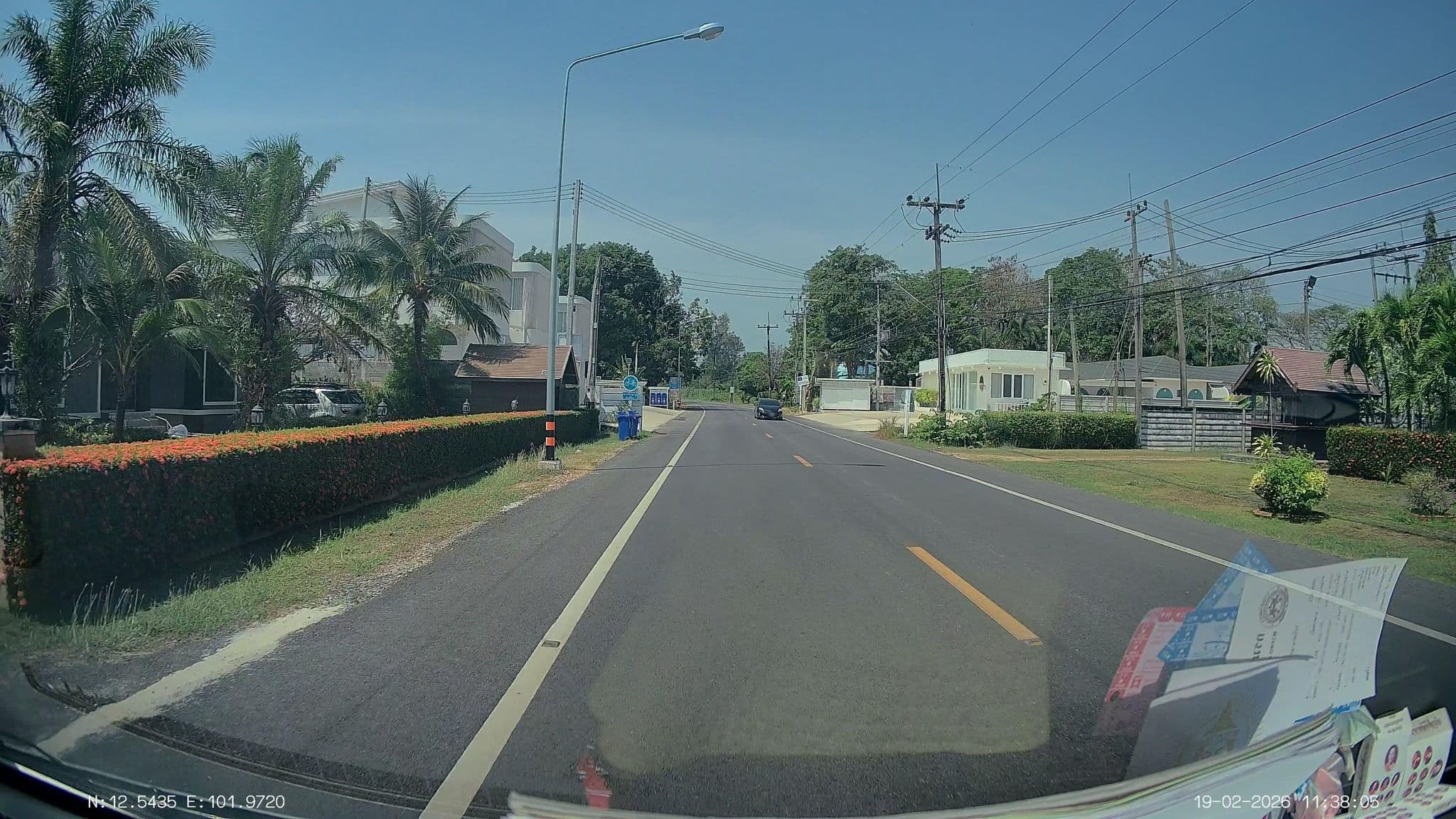 Street view near บ้านฟ้าทะเลจันทร์ รีสอร์ท, Tha Mai — © ThailandCambodia (CC BY-SA · Mapillary)