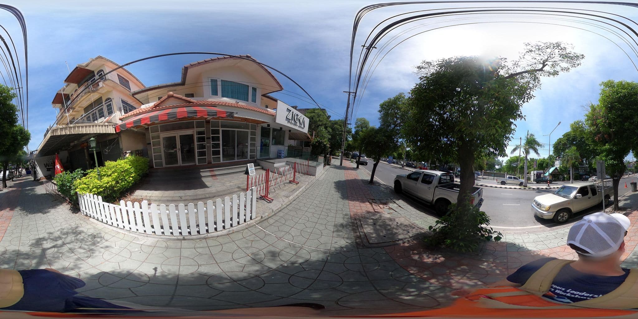 Street view near คอนโดโยโย่, Ban Ang Sila — © geocruizer (CC BY-SA · Mapillary)