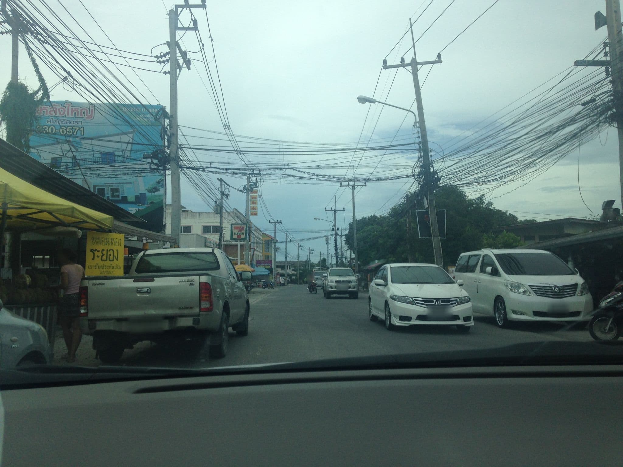Street view near Fourtun inn, Ban Ang Sila — © ratirat (CC BY-SA · Mapillary)