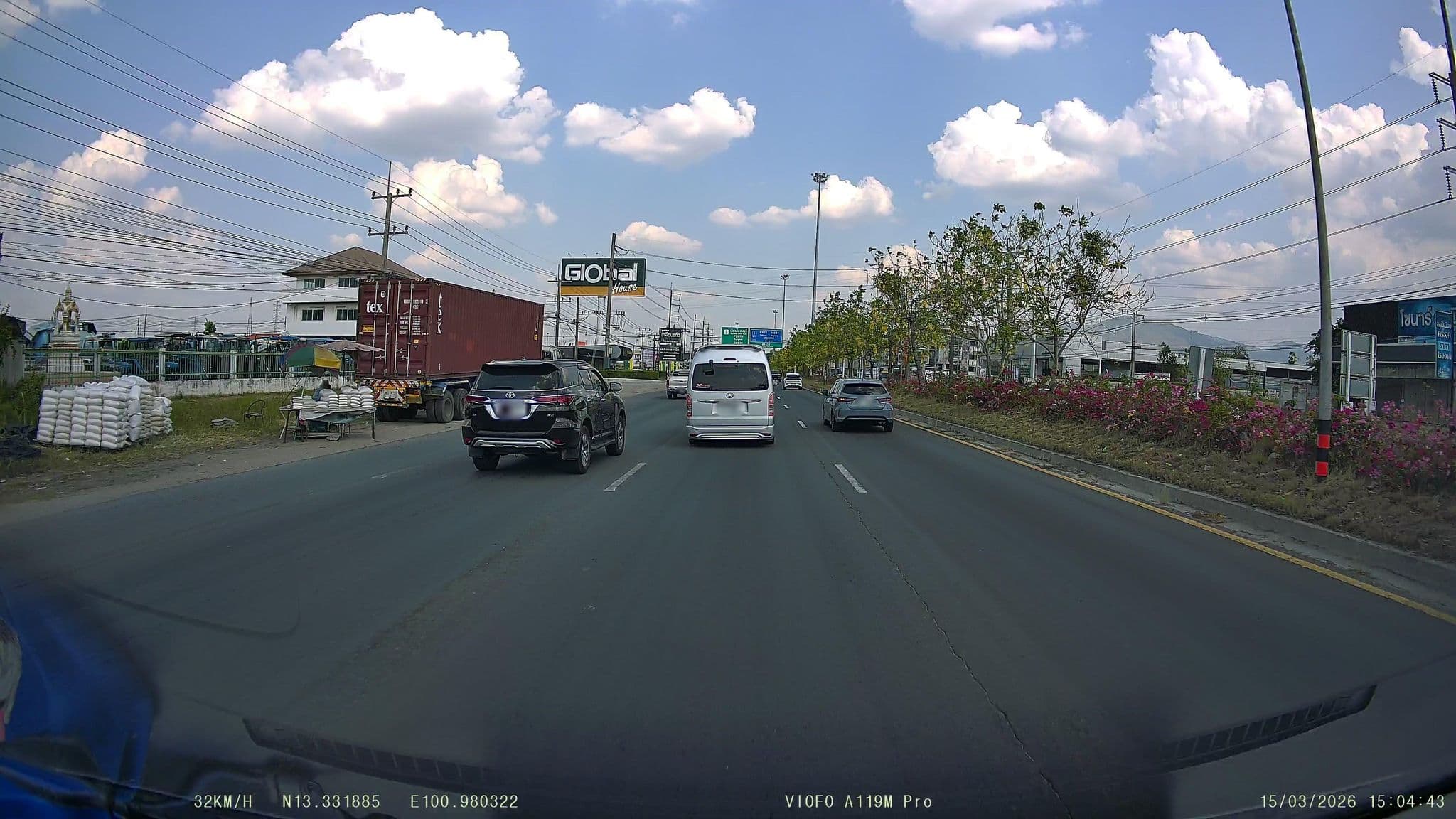 Street view near บ้านสวน รีสอร์ท, Chon Buri — © ThailandCambodia (CC BY-SA · Mapillary)