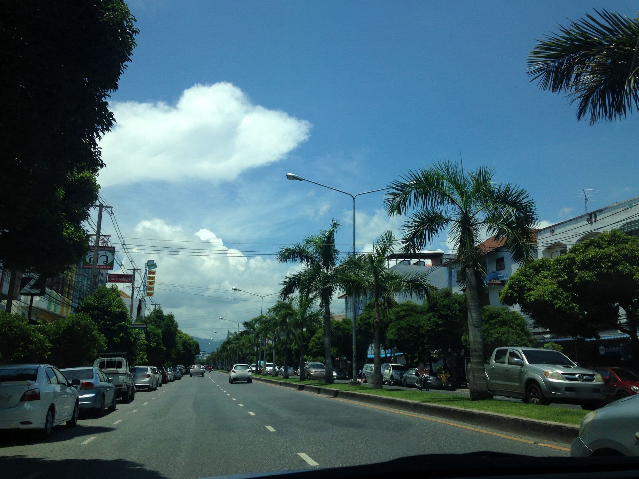 Street view near YANADIN | ยานาดิน, Ban Ang Sila — © ratirat (CC BY-SA · Mapillary)