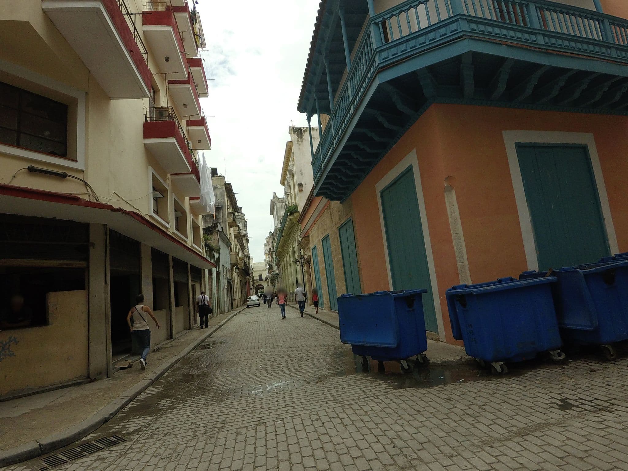 Street view near Casa Melli, La Habana Vieja