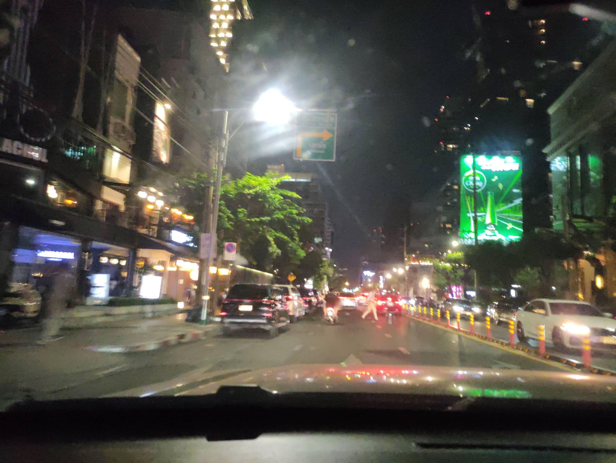 Street view near PLAYHAUS, Watthana — © kasetitkml_pipitchai (CC BY-SA · Mapillary)