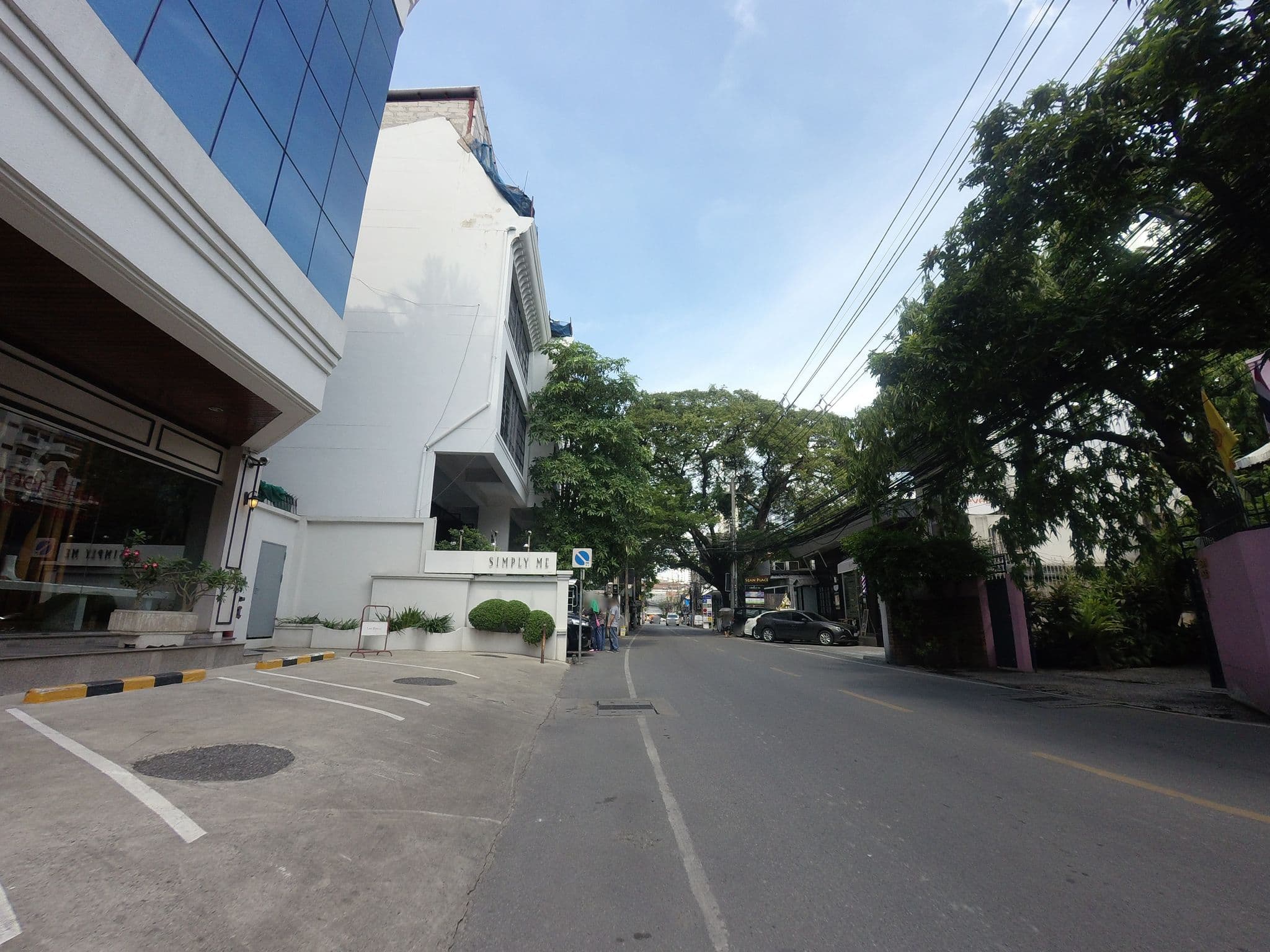 Street view near Retro39, Watthana — © mishari (CC BY-SA · Mapillary)