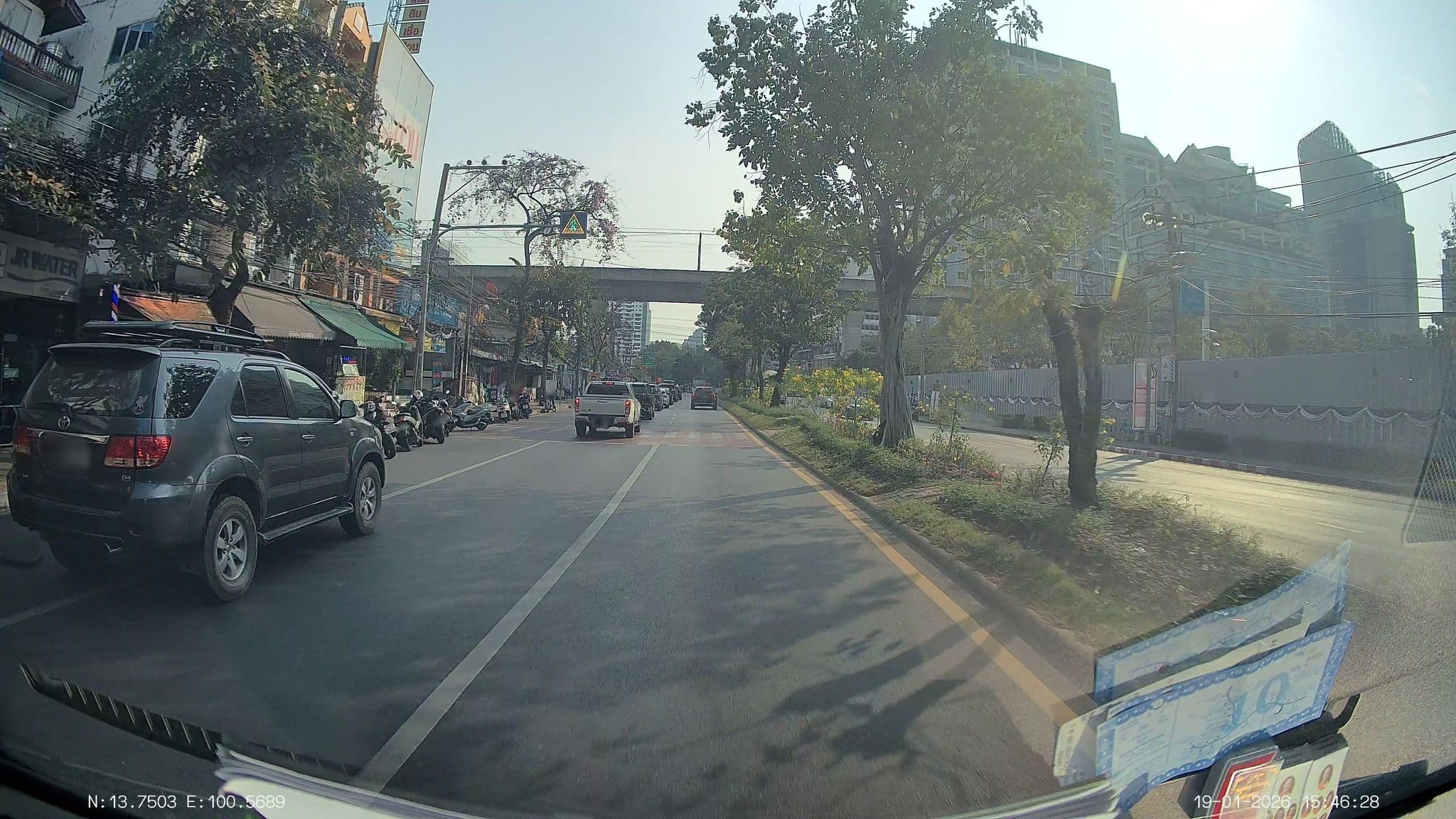 Street view near KoFuKu Cat Hotel (โรงแรมแมว โคฟูกุ), Makkasan — © ThailandCambodia (CC BY-SA · Mapillary)