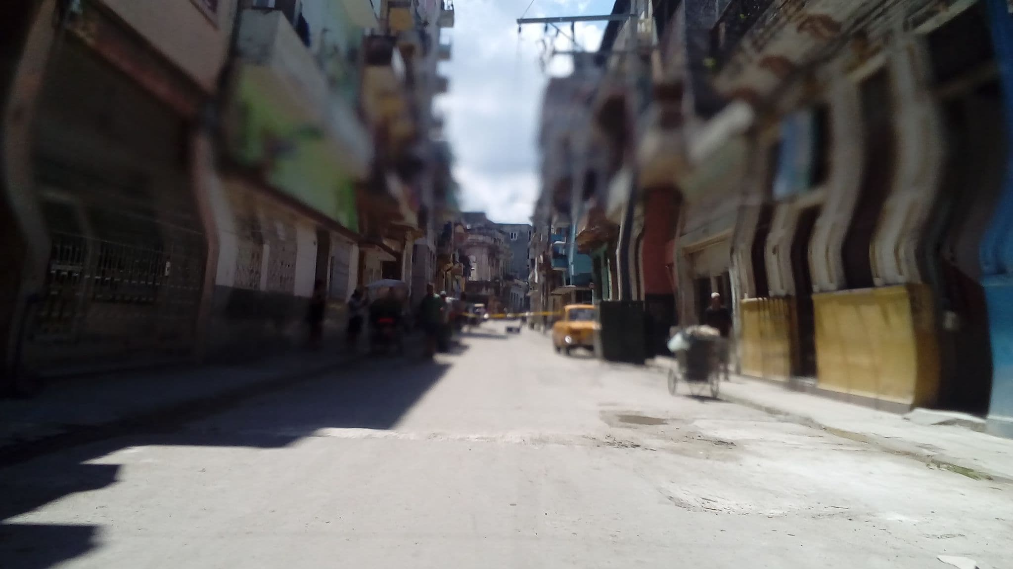 Street view near La Gran Familia Rooms, Centro Habana — © elpbatista (CC BY-SA · Mapillary)