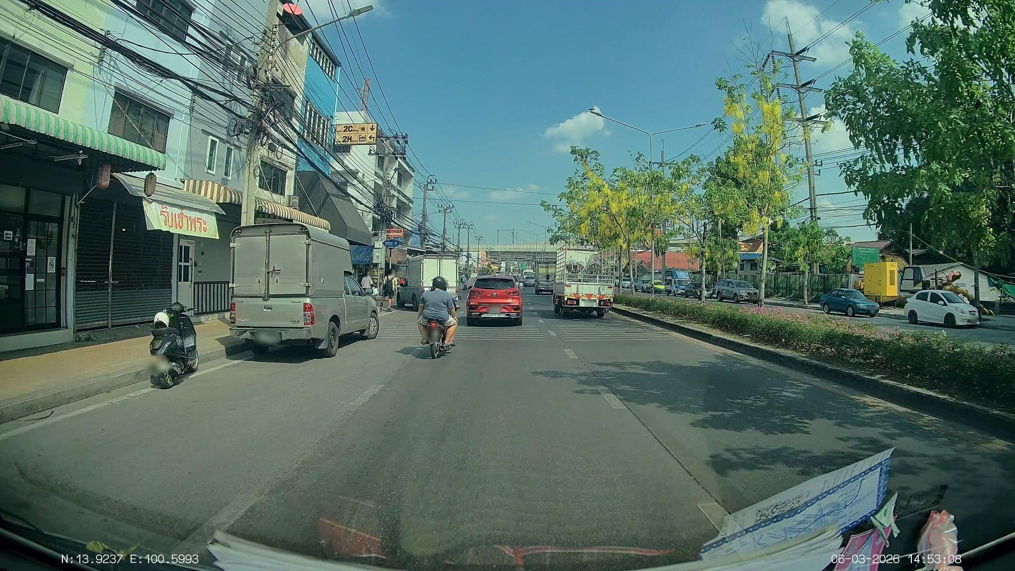 Street view near Dhub Hostel, Anusawari — © ThailandCambodia (CC BY-SA · Mapillary)
