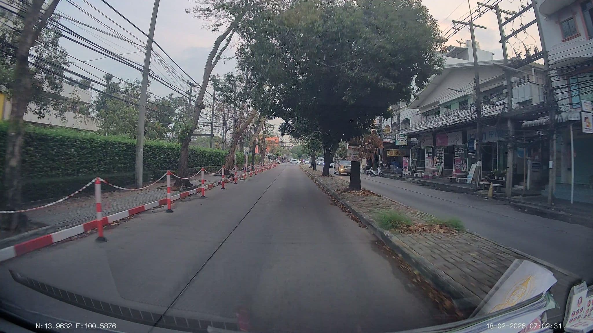 Street view near หอพักสตรีแคมปัส, Ban Bang Kadi — © ThailandCambodia (CC BY-SA · Mapillary)