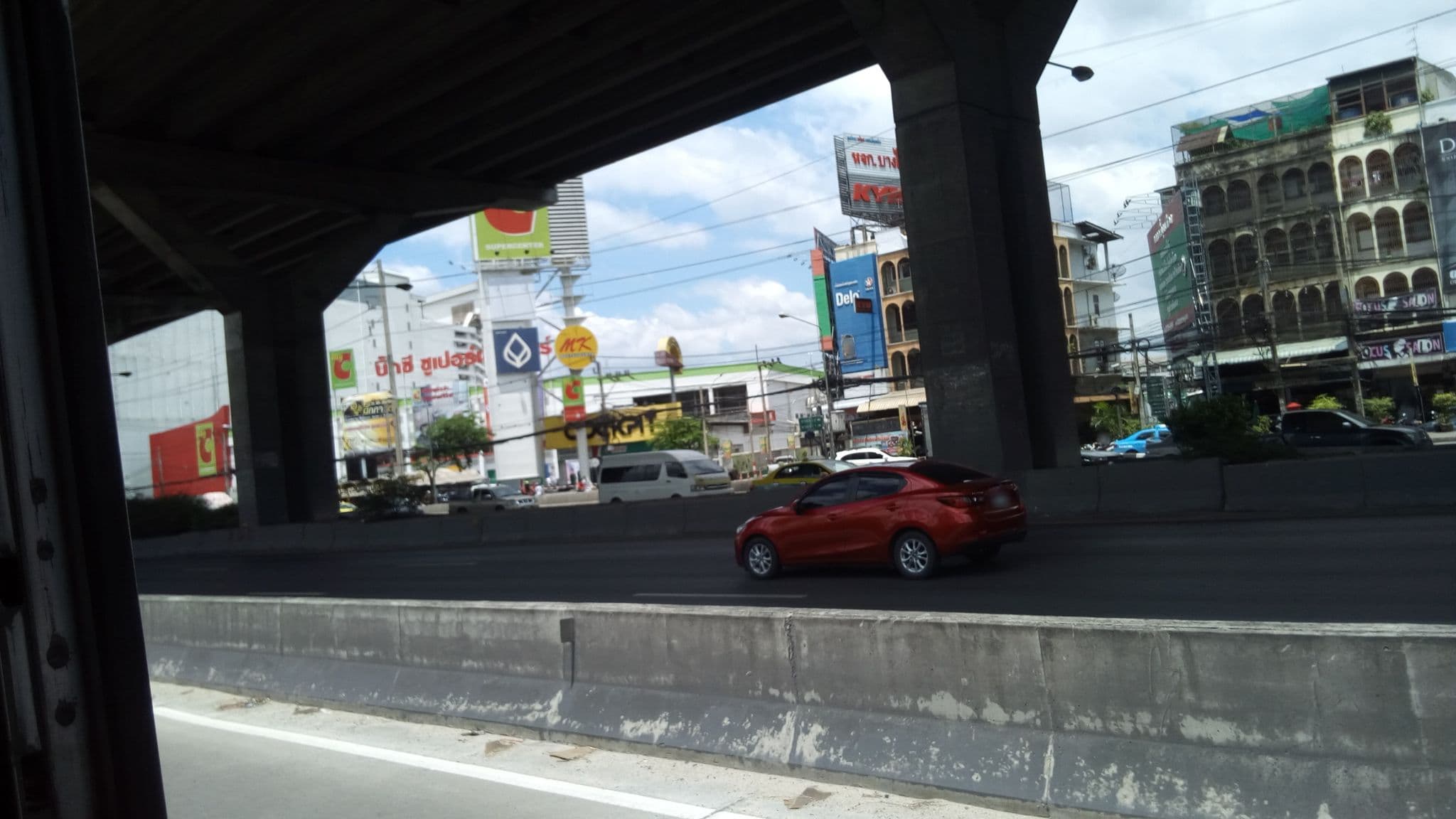 Street view near avergreen room 5 floor | asia airport hotel, Sai Mai — © ozflor (CC BY-SA · Mapillary)