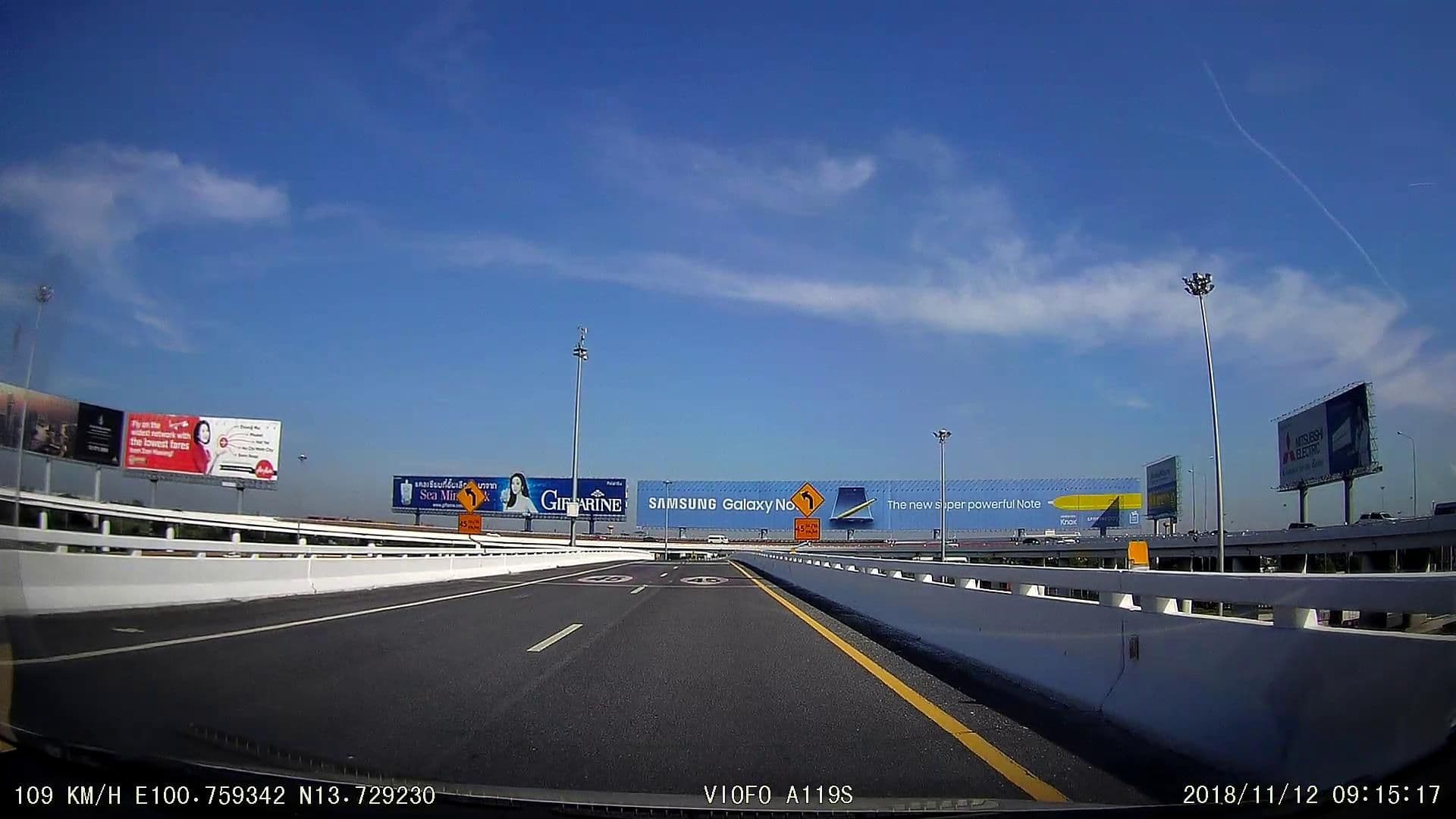 Street view near Moonlight on Sea, Latkrabang — © kirana (CC BY-SA · Mapillary)