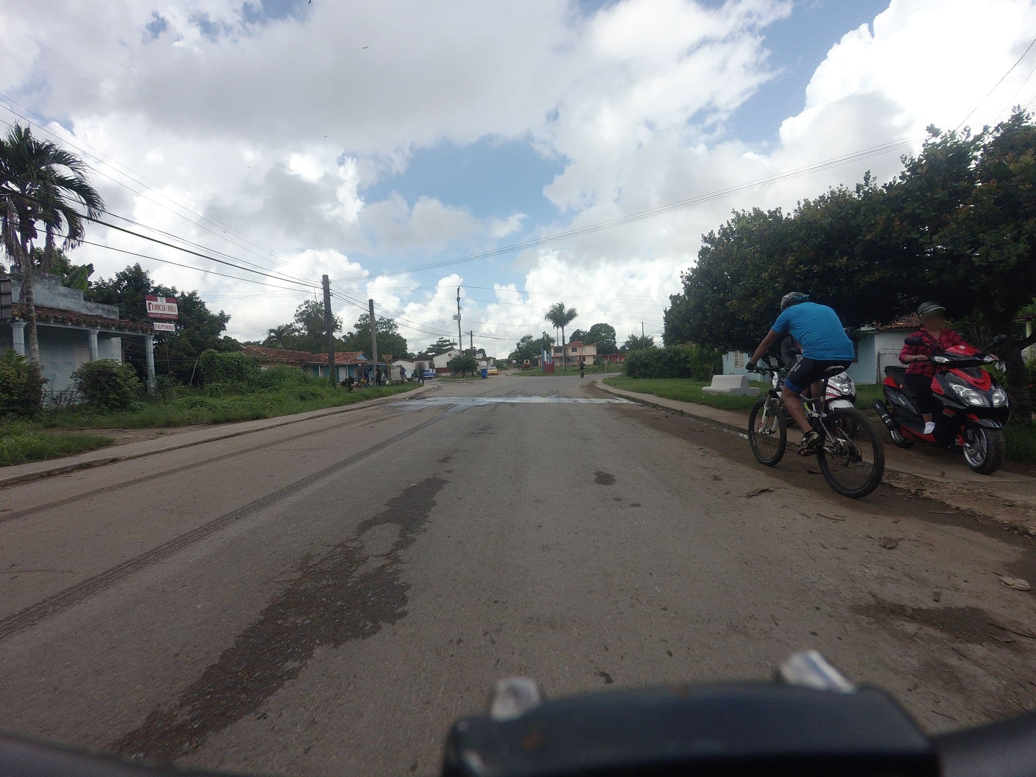 Street view near Casa Eloy & Olga, Viñales