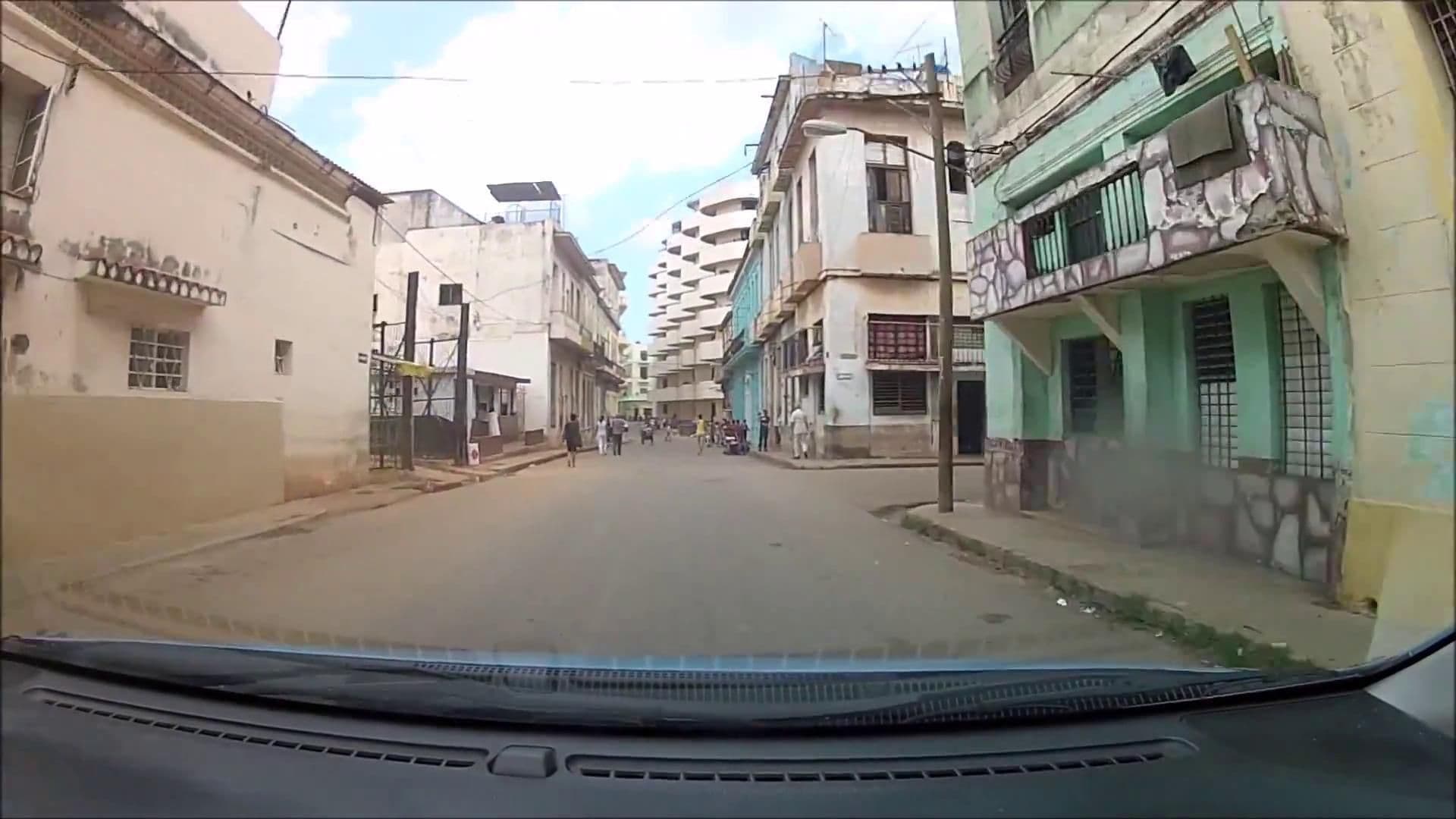 Street view near Hostal Dami&Lazaro, Centro Habana