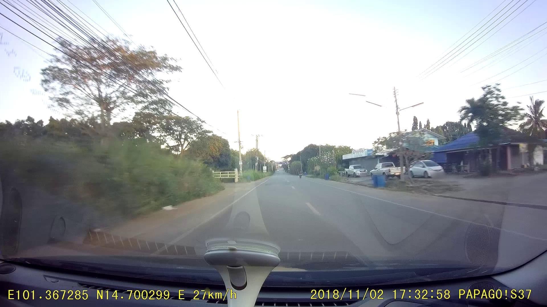 Street view near Isaree Secret Garden, Pak Chong — © poramet (CC BY-SA · Mapillary)