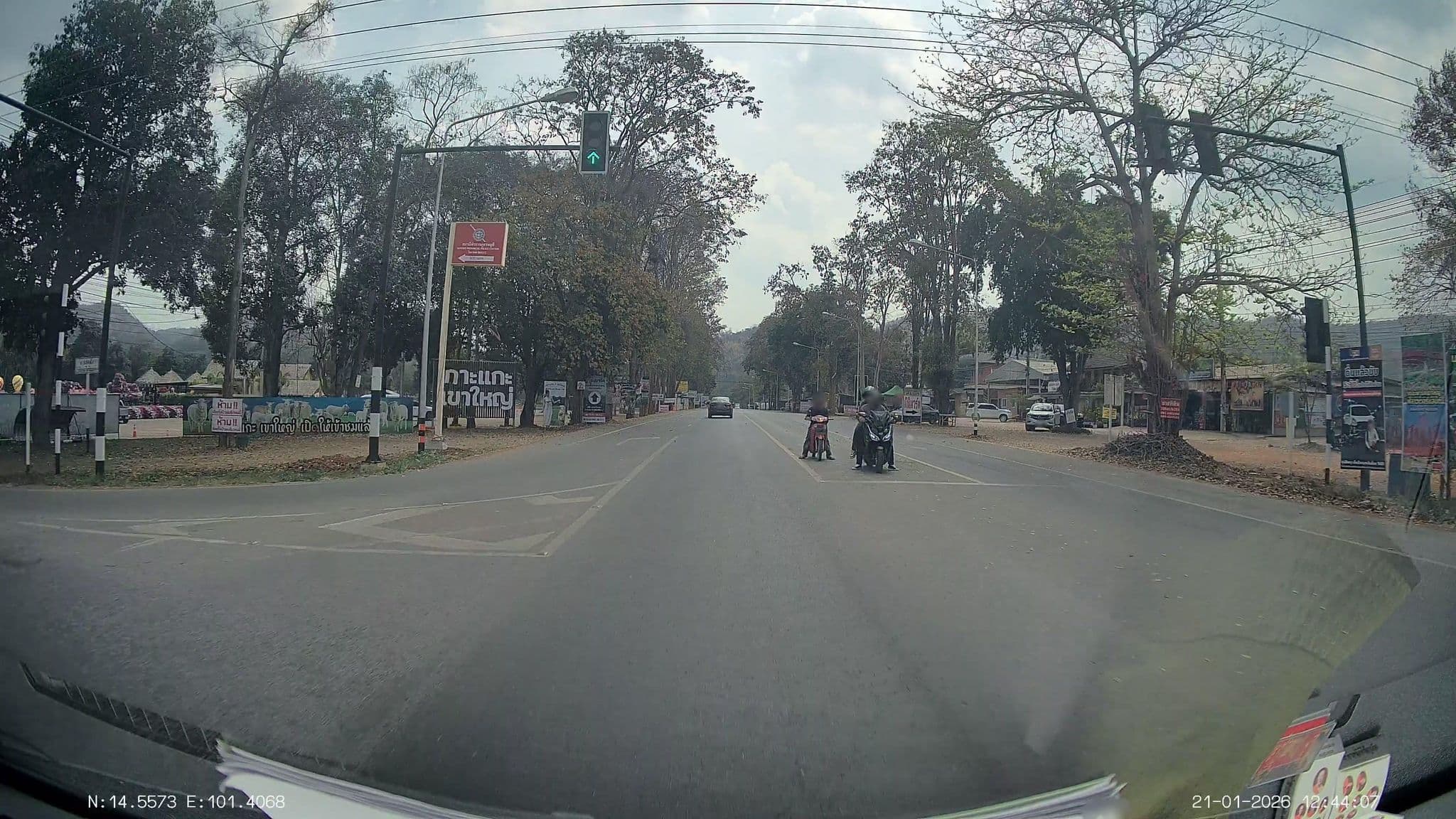 Street view near อัญมณีรีสอร์ท, Pak Chong — © ThailandCambodia (CC BY-SA · Mapillary)