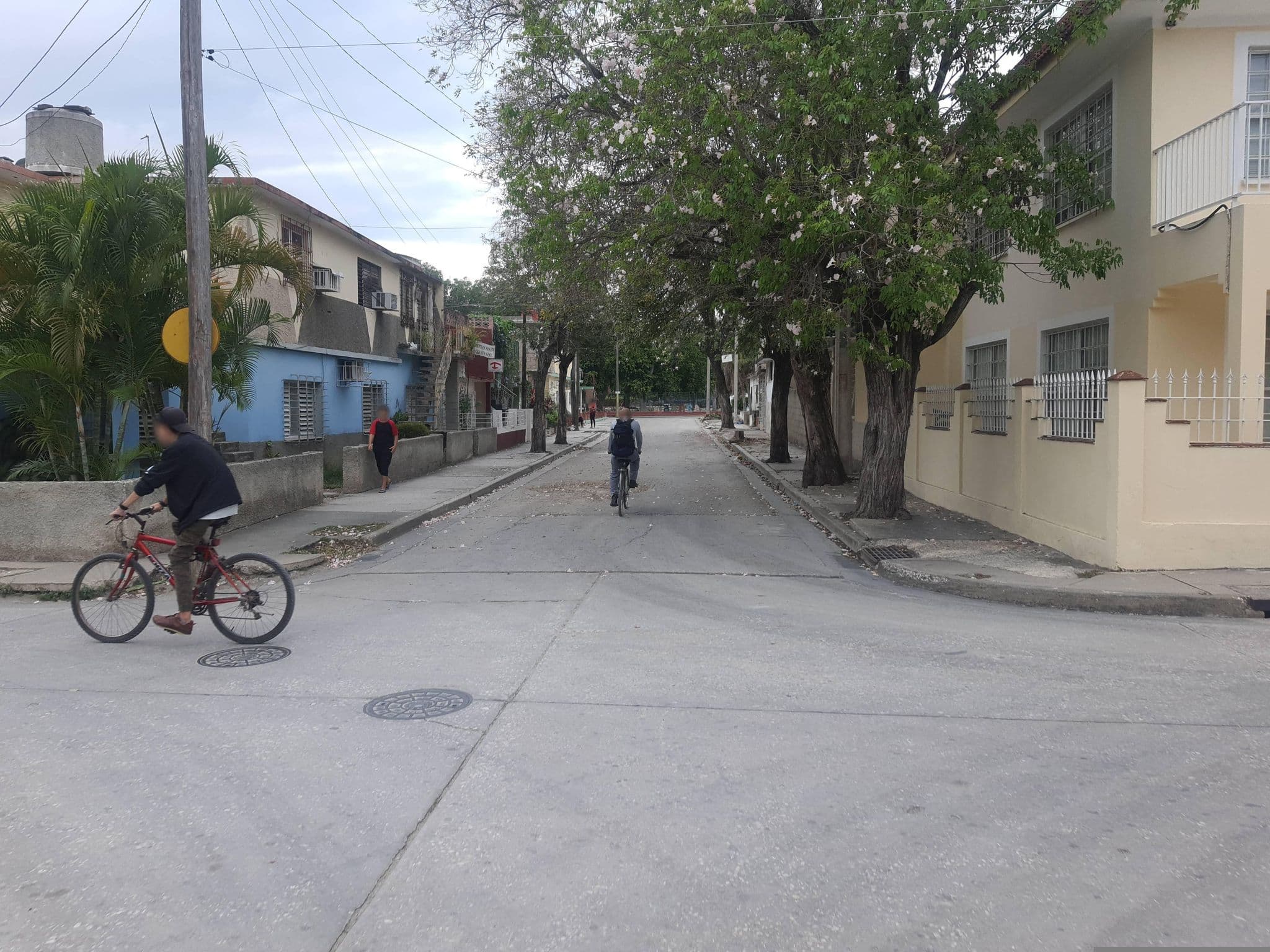 Street view near mi casa, Holguín