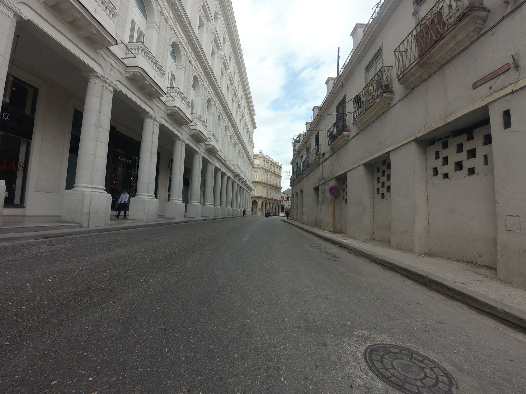 Street view near O'Reilly 536, La Habana Vieja