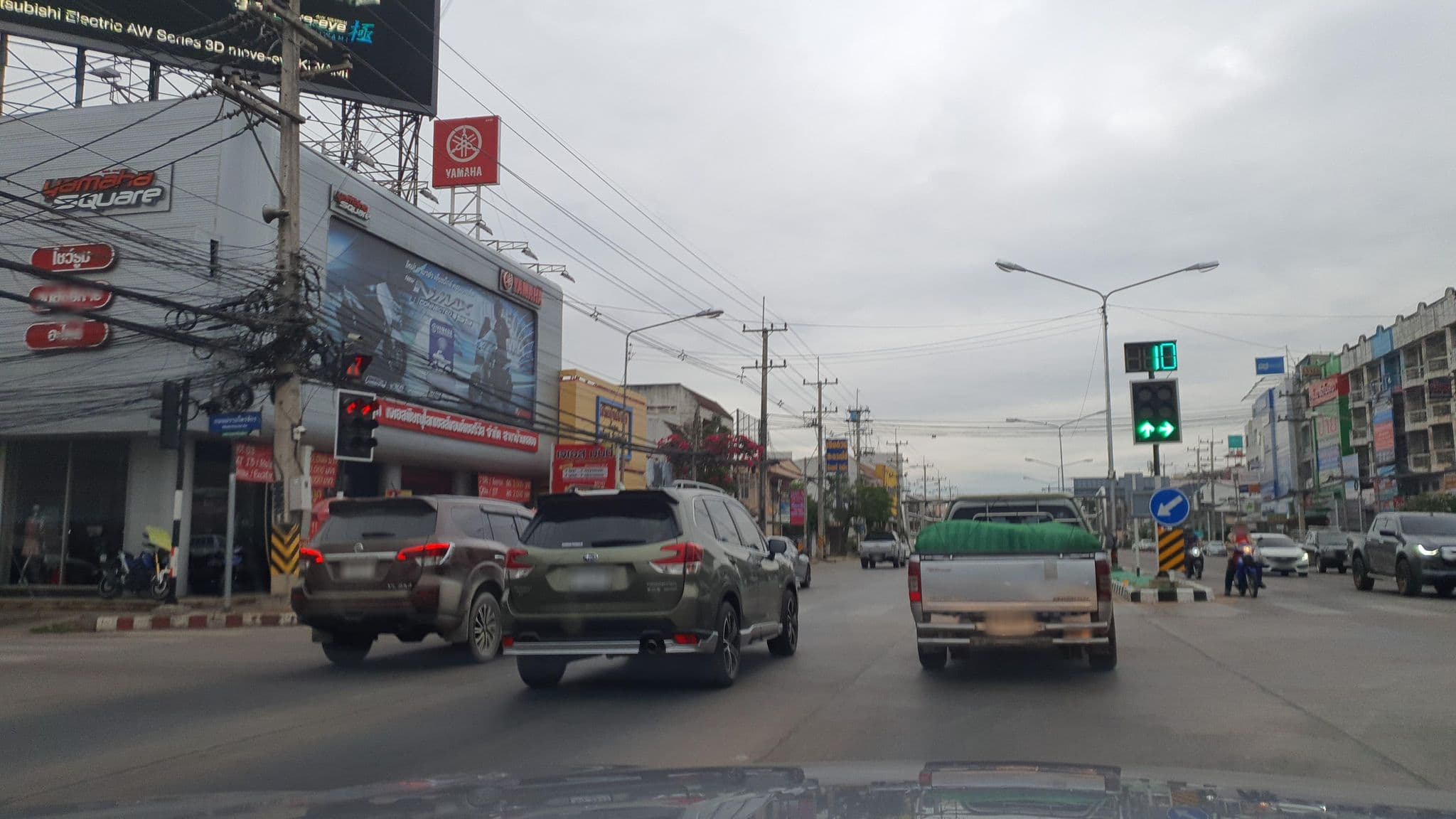 Street view near The Village Phitsanulok, Phitsanulok — © jrcarlsen (CC BY-SA · Mapillary)