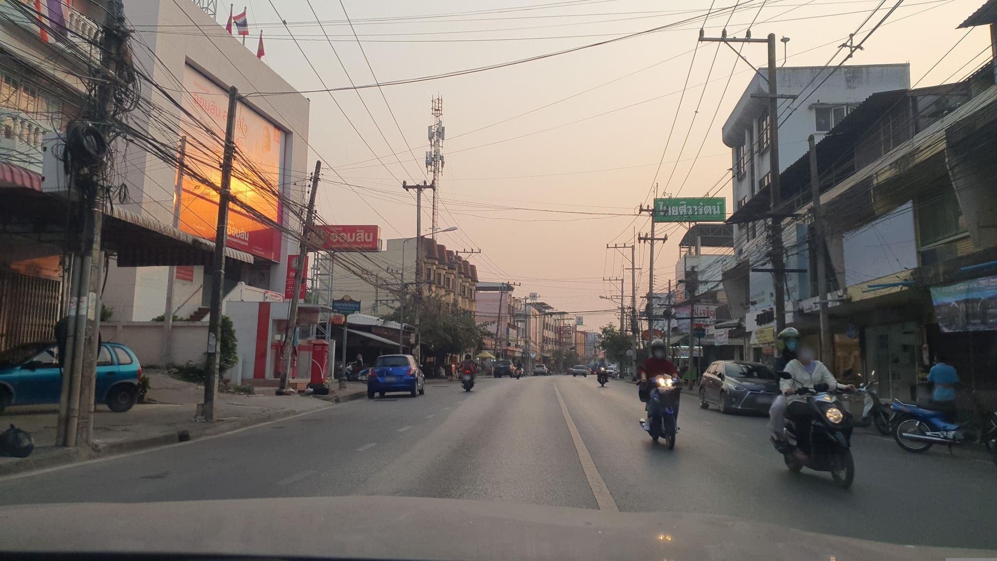 Street view near liam guesthouse, Phitsanulok — © jrcarlsen (CC BY-SA · Mapillary)