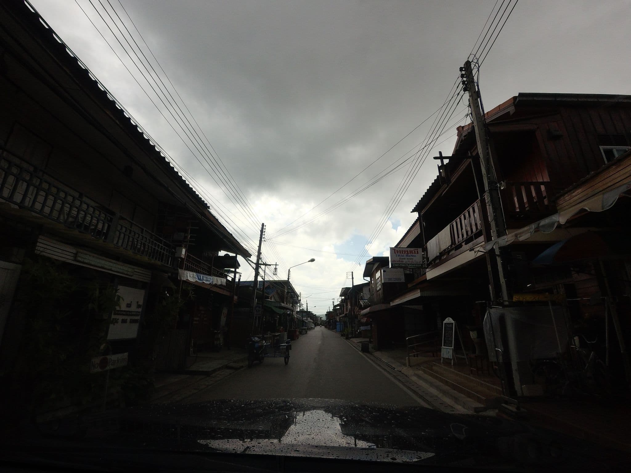 Street view near ไทเชียงคานเกสต์เฮ้าส์, Loei — © mishari (CC BY-SA · Mapillary)