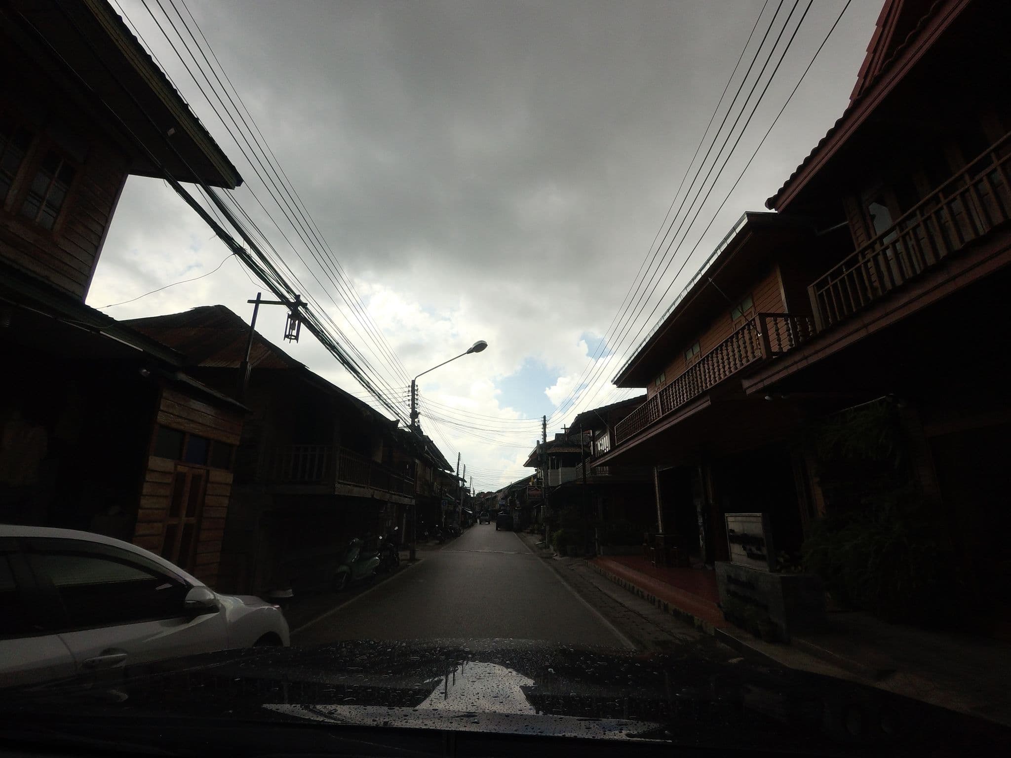 Street view near บ้านสุพิชญา เชียงคาน, Loei — © mishari (CC BY-SA · Mapillary)