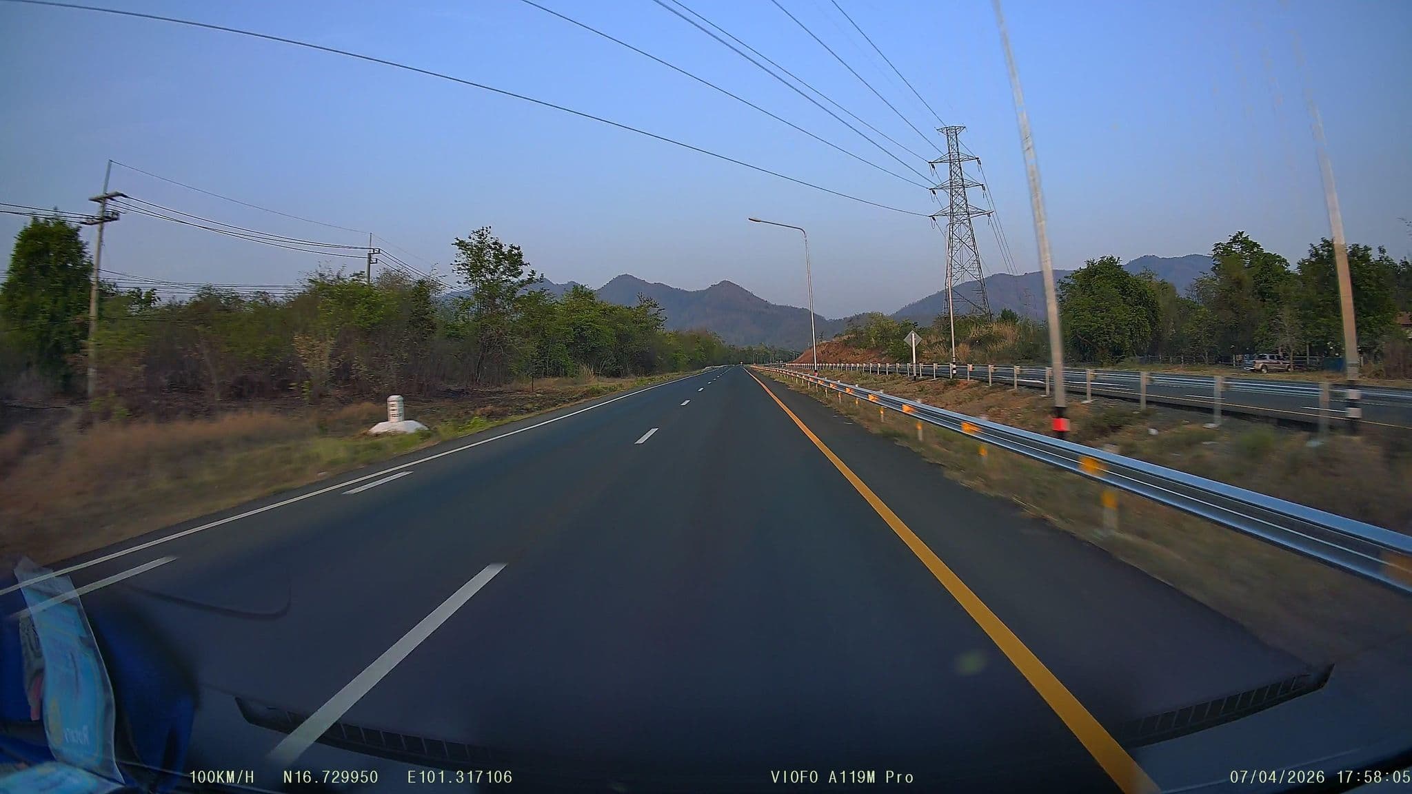 Street view near บ้านไร่แสนทิพย์ อ.หล่มสัก จ.เพชรบูรณ์, Lom Sak — © ThailandCambodia (CC BY-SA · Mapillary)