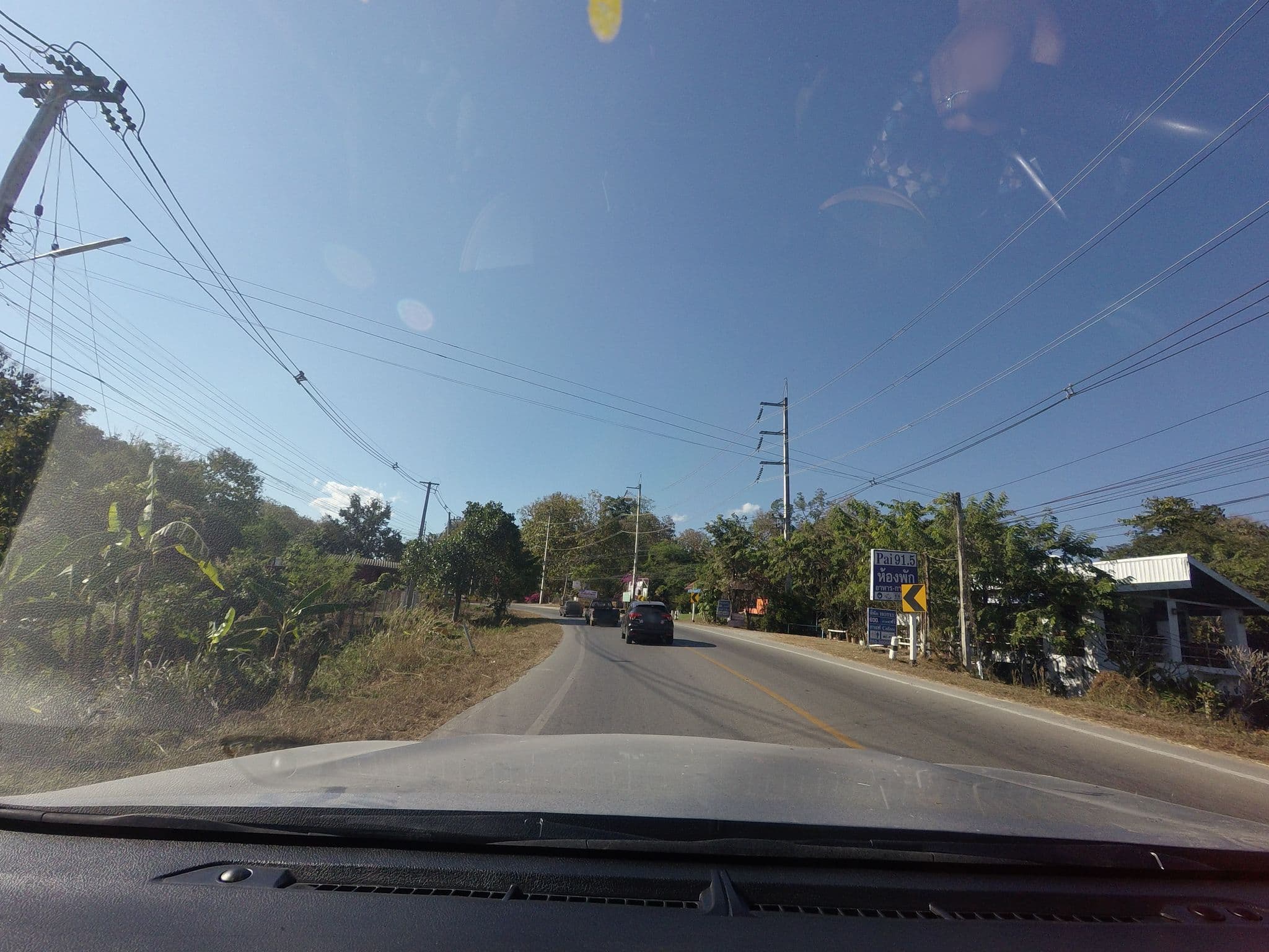 Street view near Pai 91.5 Resort, Chiang Mai — © mishari (CC BY-SA · Mapillary)
