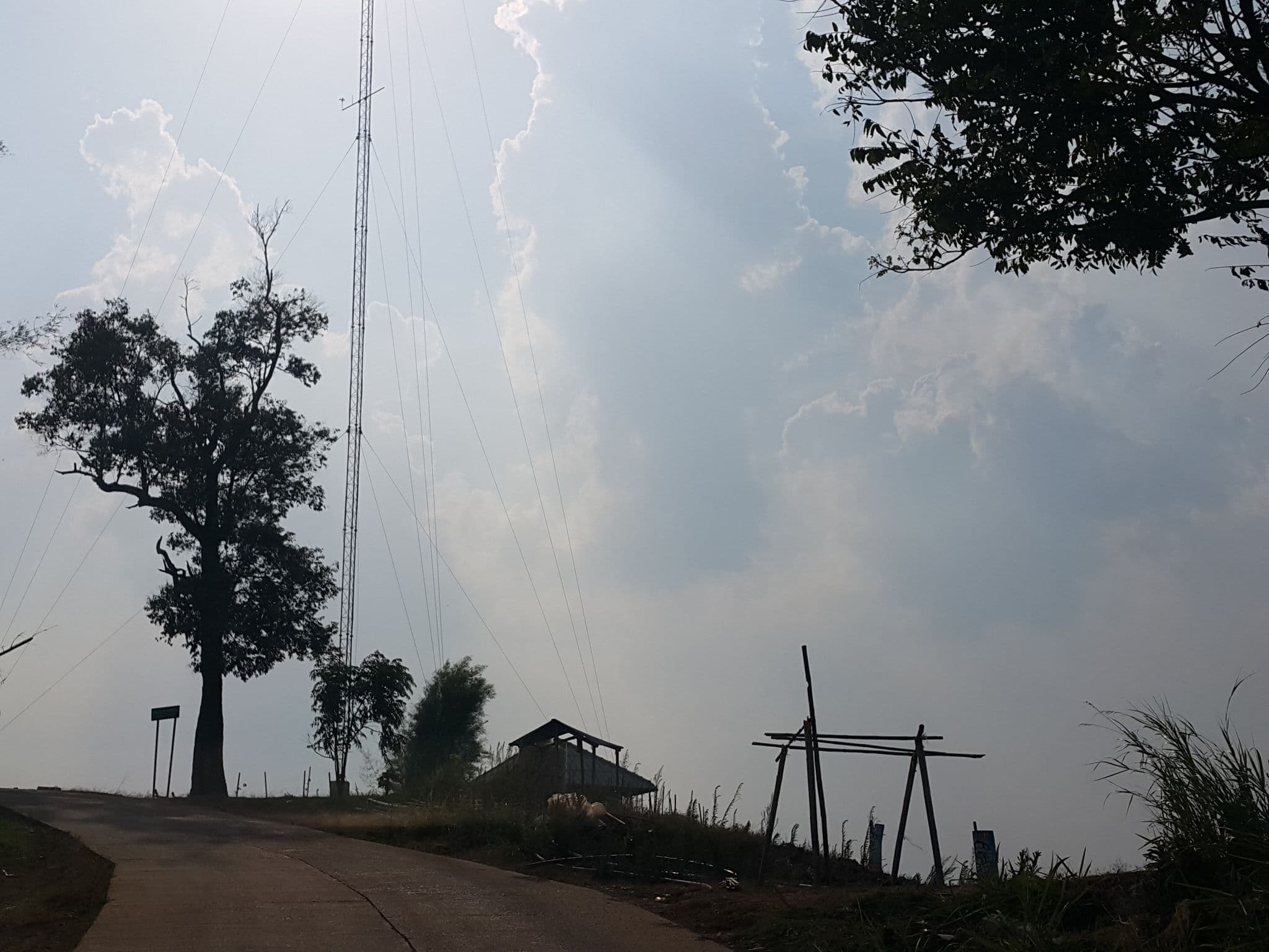 Street view near paradise camp, Chiang Mai — © jrcarlsen (CC BY-SA · Mapillary)