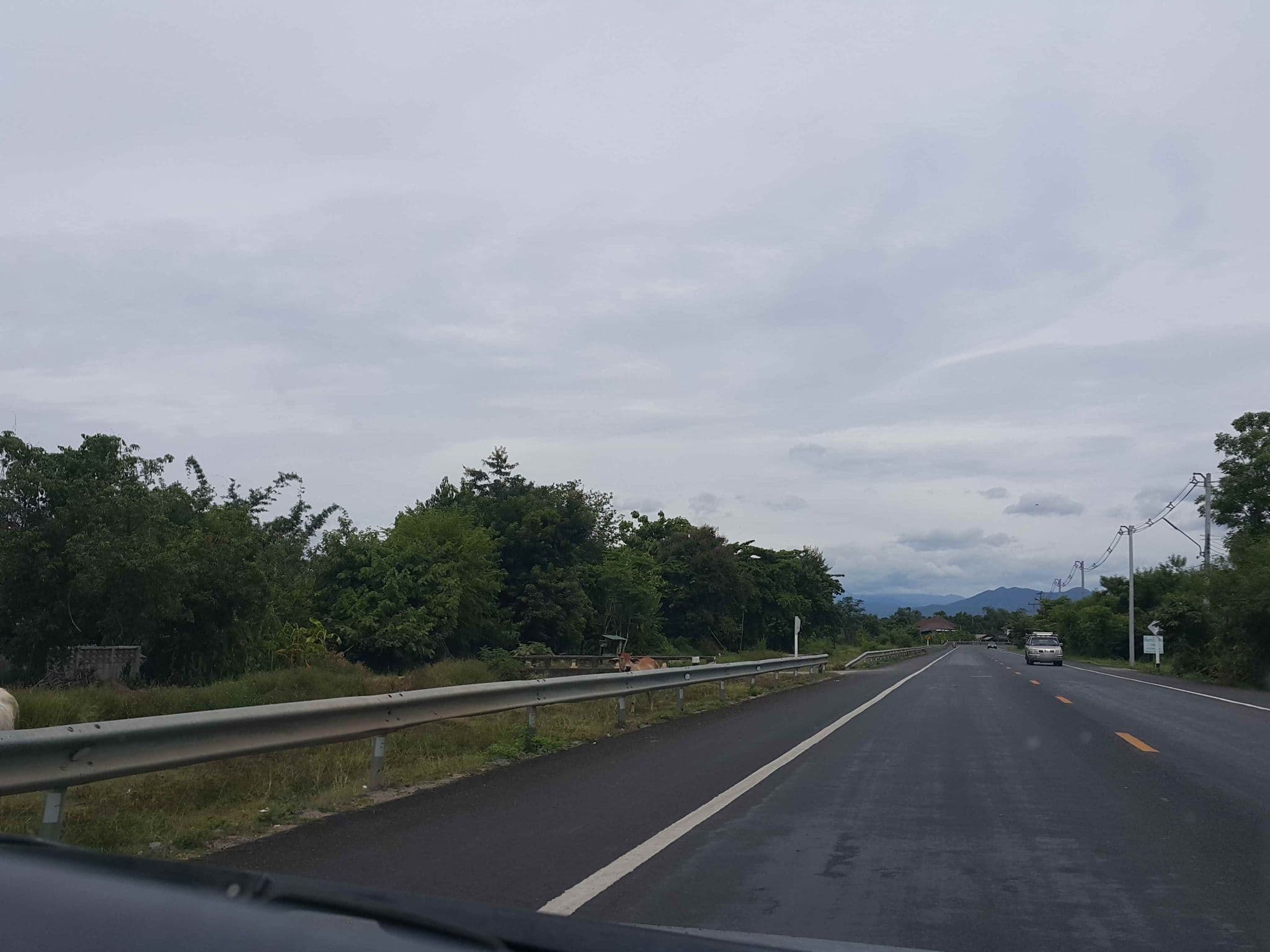 Street view near Rattanadaracafe & resort, San Pa Tong — © jrcarlsen (CC BY-SA · Mapillary)