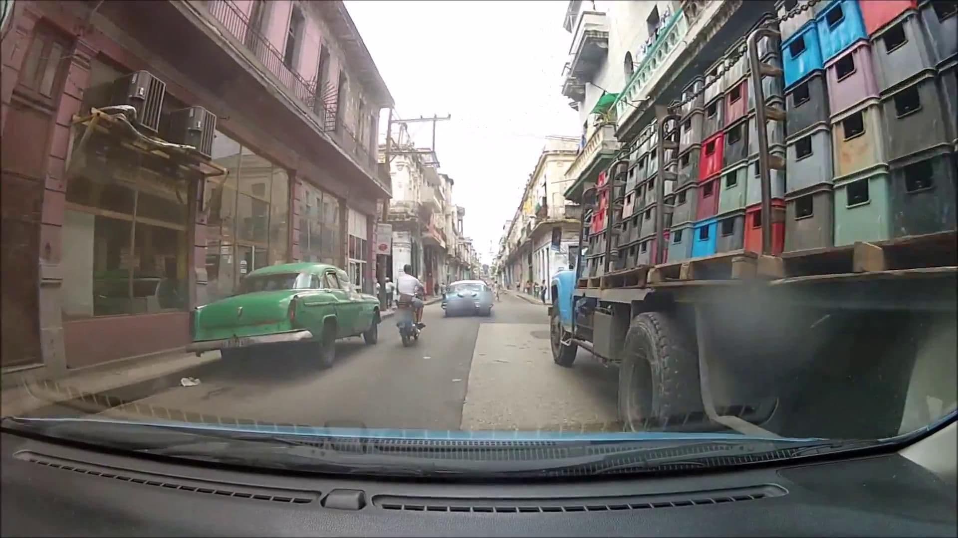 Street view near hostal Camila y mercy, Centro Habana