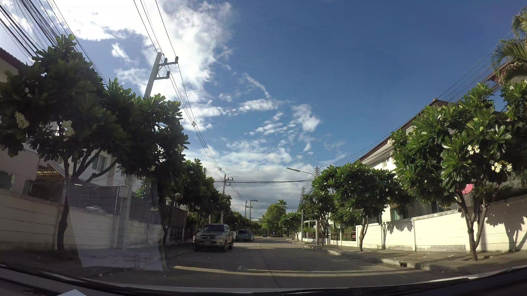 Street view near harmonize hotel, Chiang Mai — © kaart_3 (CC BY-SA · Mapillary)