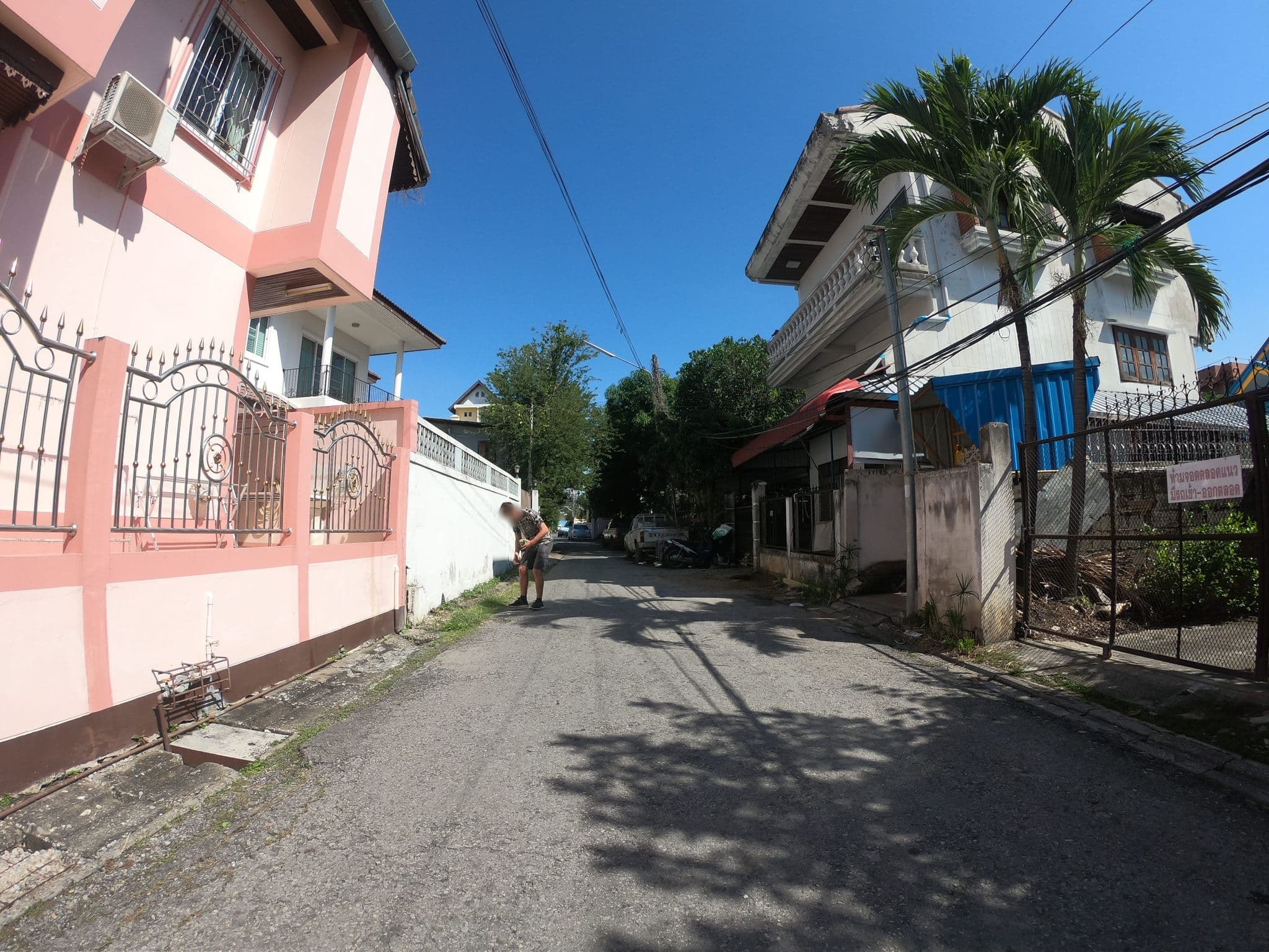 Street view near HAUS Hostel, Chiang Mai — © chanuwath_grab (CC BY-SA · Mapillary)