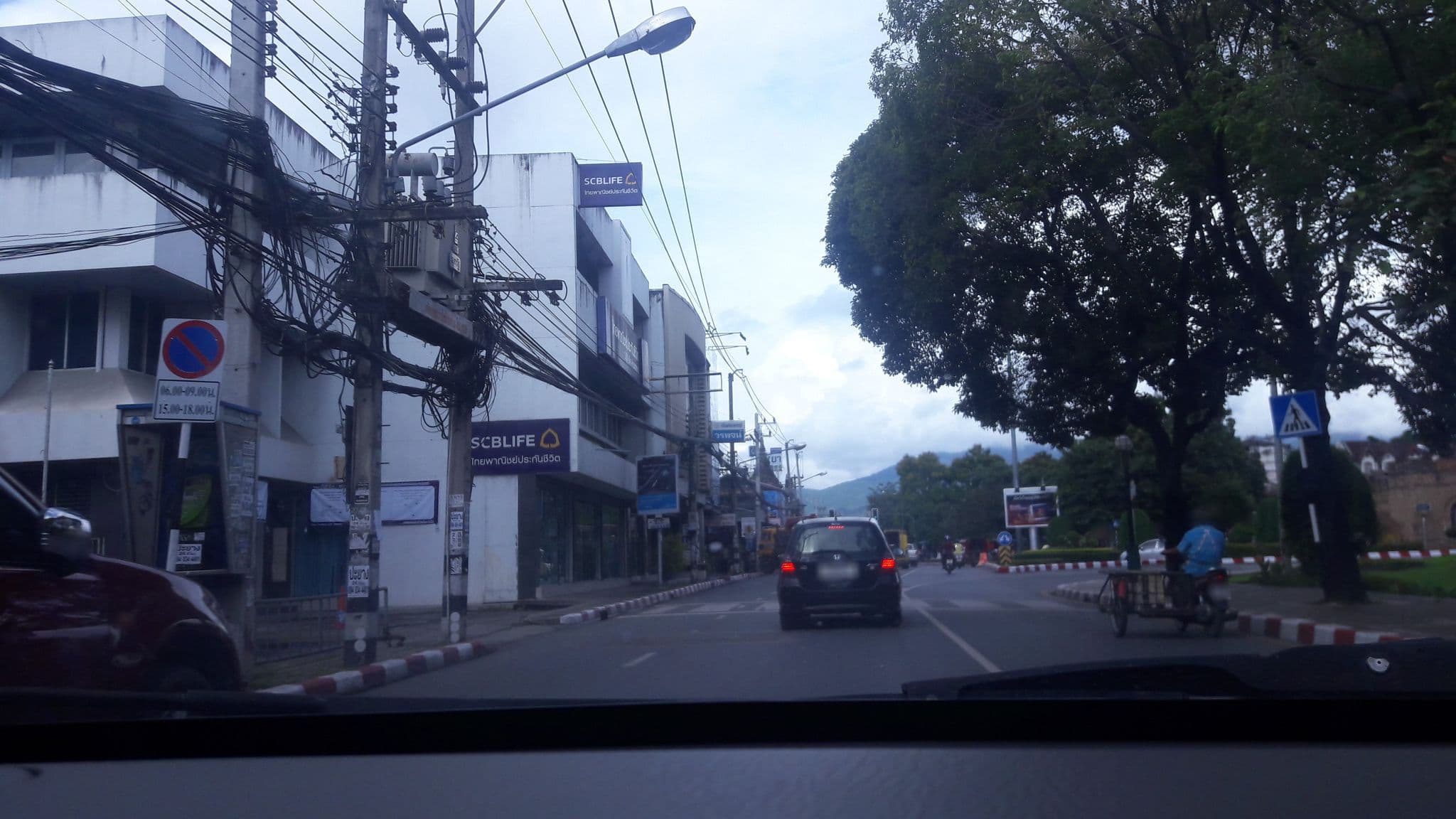 Street view near samila guest house, Chiang Mai — © ratchaphat (CC BY-SA · Mapillary)