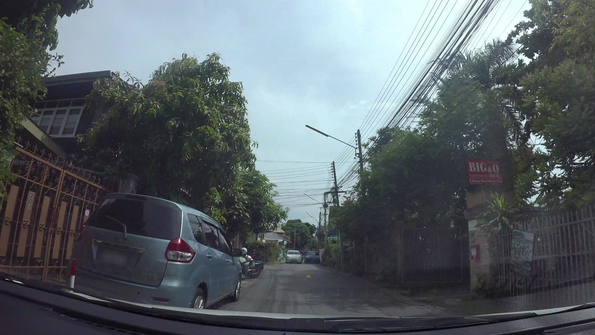 Street view near big&o || house, Chiang Mai — © kaart_3 (CC BY-SA · Mapillary)
