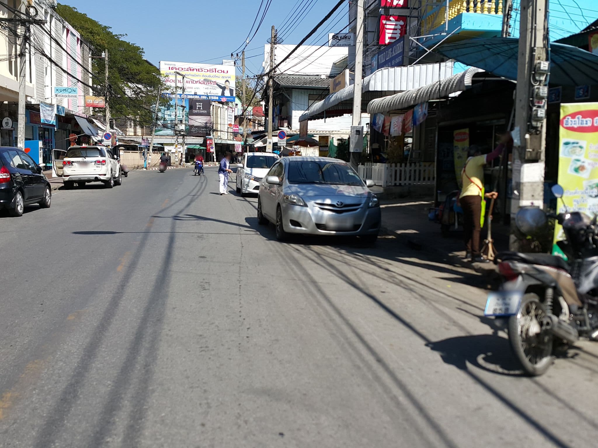 Street view near Baan Ha, Chiang Mai — © jrcarlsen (CC BY-SA · Mapillary)