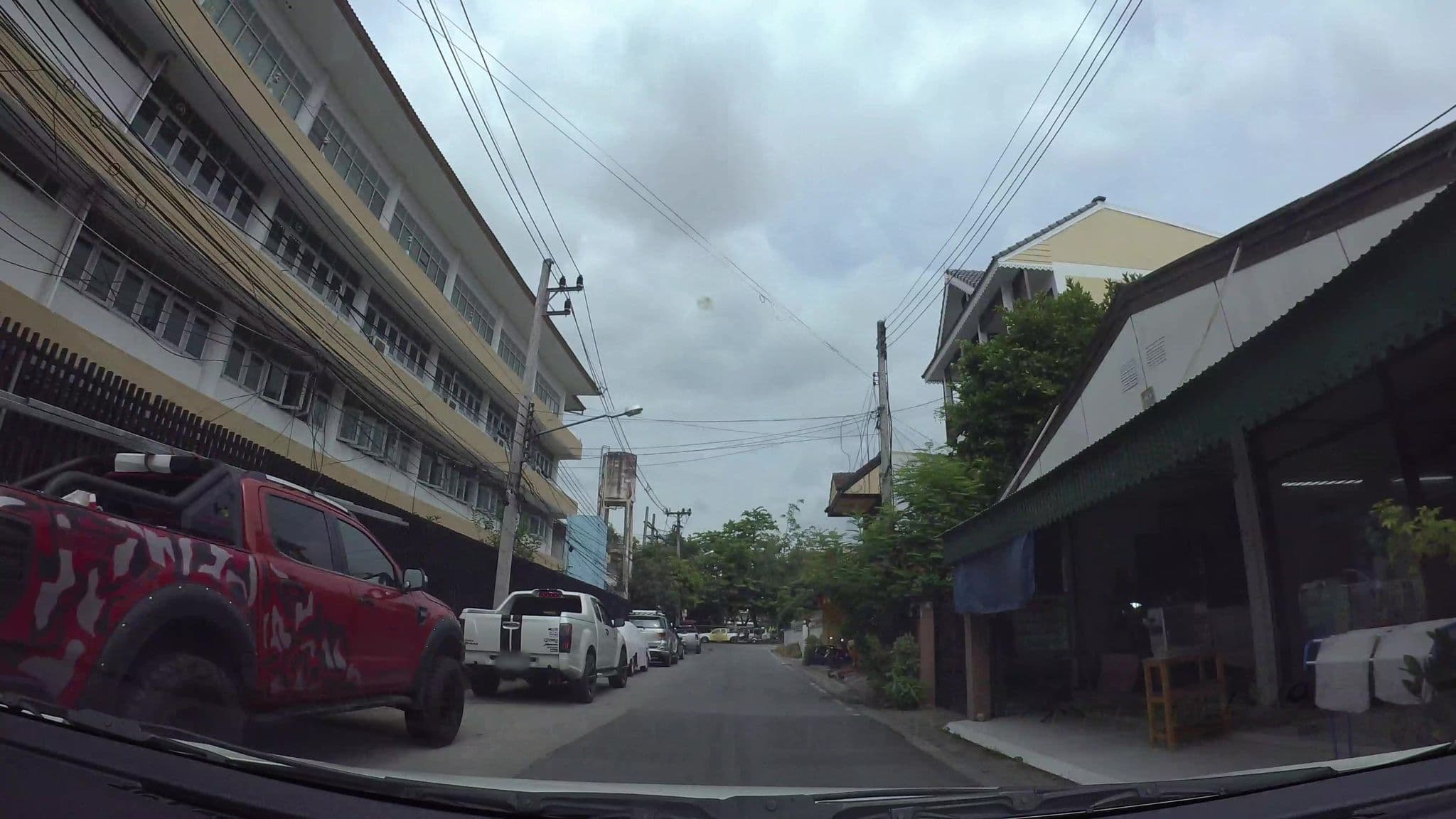 Street view near Nine-Kai-Mon Boutique Hotel, Chiang Mai — © kaart_3 (CC BY-SA · Mapillary)