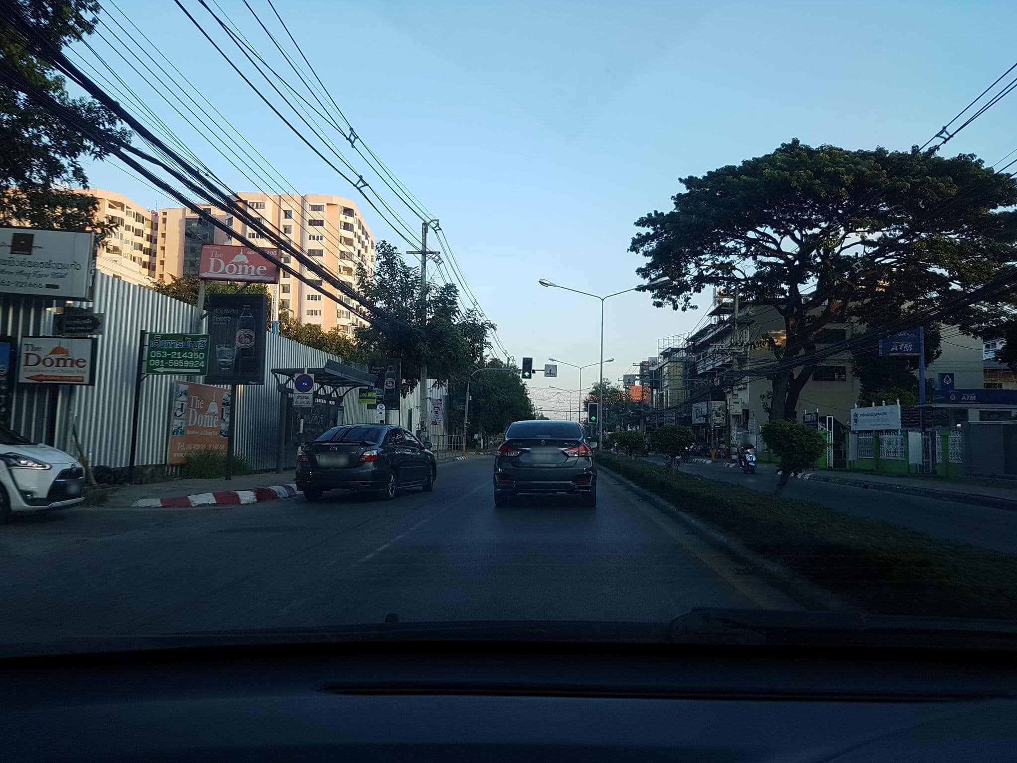 Street view near Leaf Hostel, Chiang Mai — © ekkarin (CC BY-SA · Mapillary)