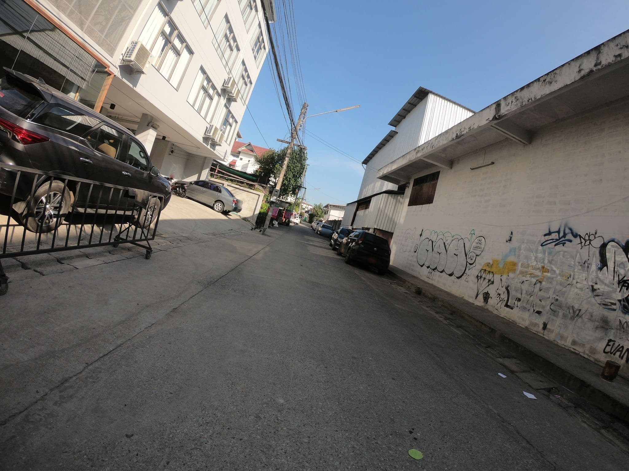 Street view near Arch39 Minimal, Chiang Mai — © chanuwath_grab (CC BY-SA · Mapillary)