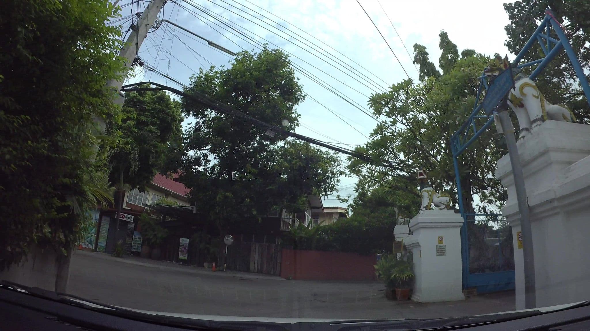 Street view near SiriKamsen Bed & Brekfast, Chiang Mai — © kaart_3 (CC BY-SA · Mapillary)