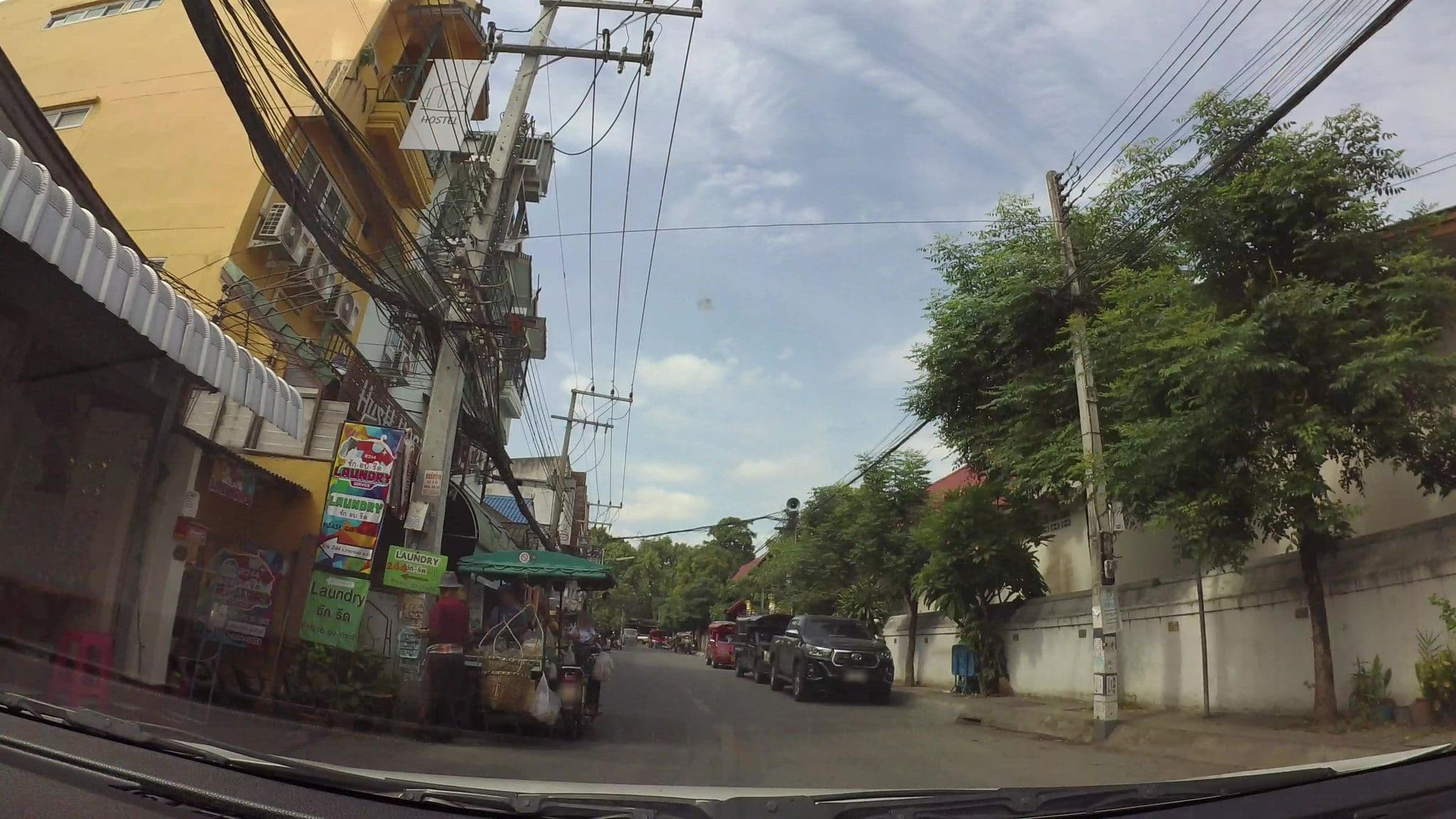 Street view near chiangmun boutique, Chiang Mai — © kaart_3 (CC BY-SA · Mapillary)