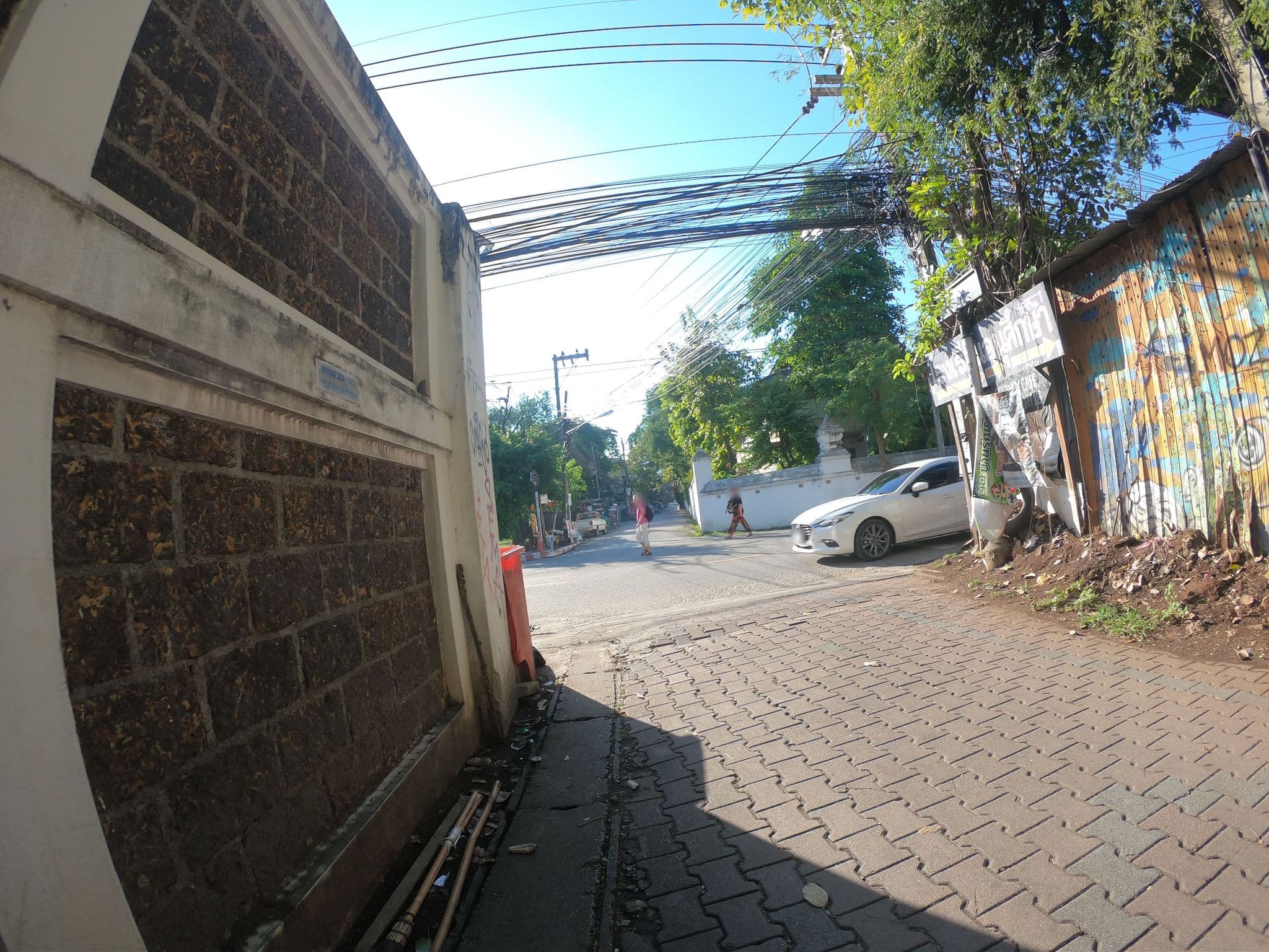Street view near Chang Guest House, Chiang Mai — © chanuwath_grab (CC BY-SA · Mapillary)