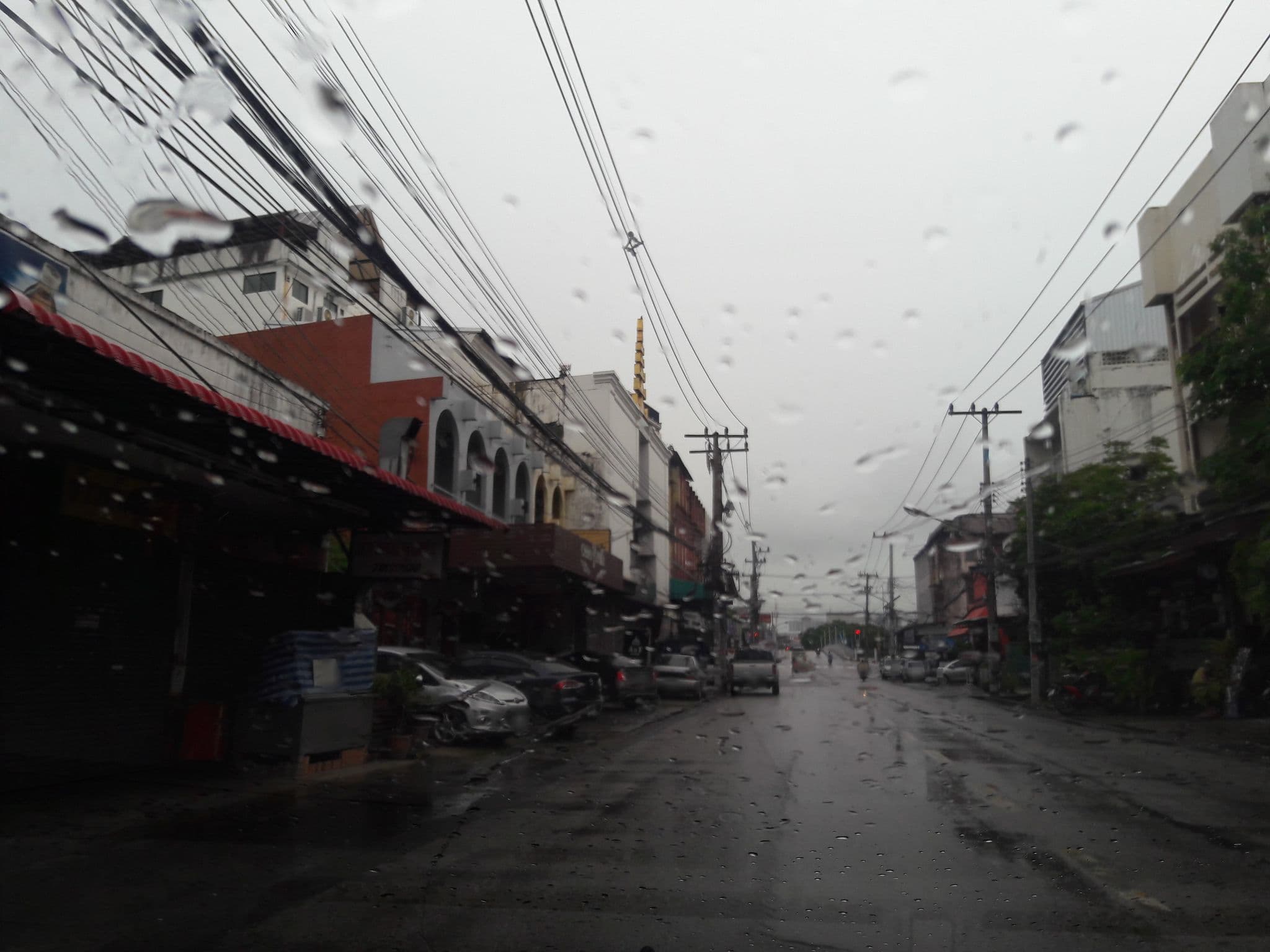 Street view near Rustic River (รัสติค ริเวอร์), Chiang Mai — © superbate (CC BY-SA · Mapillary)