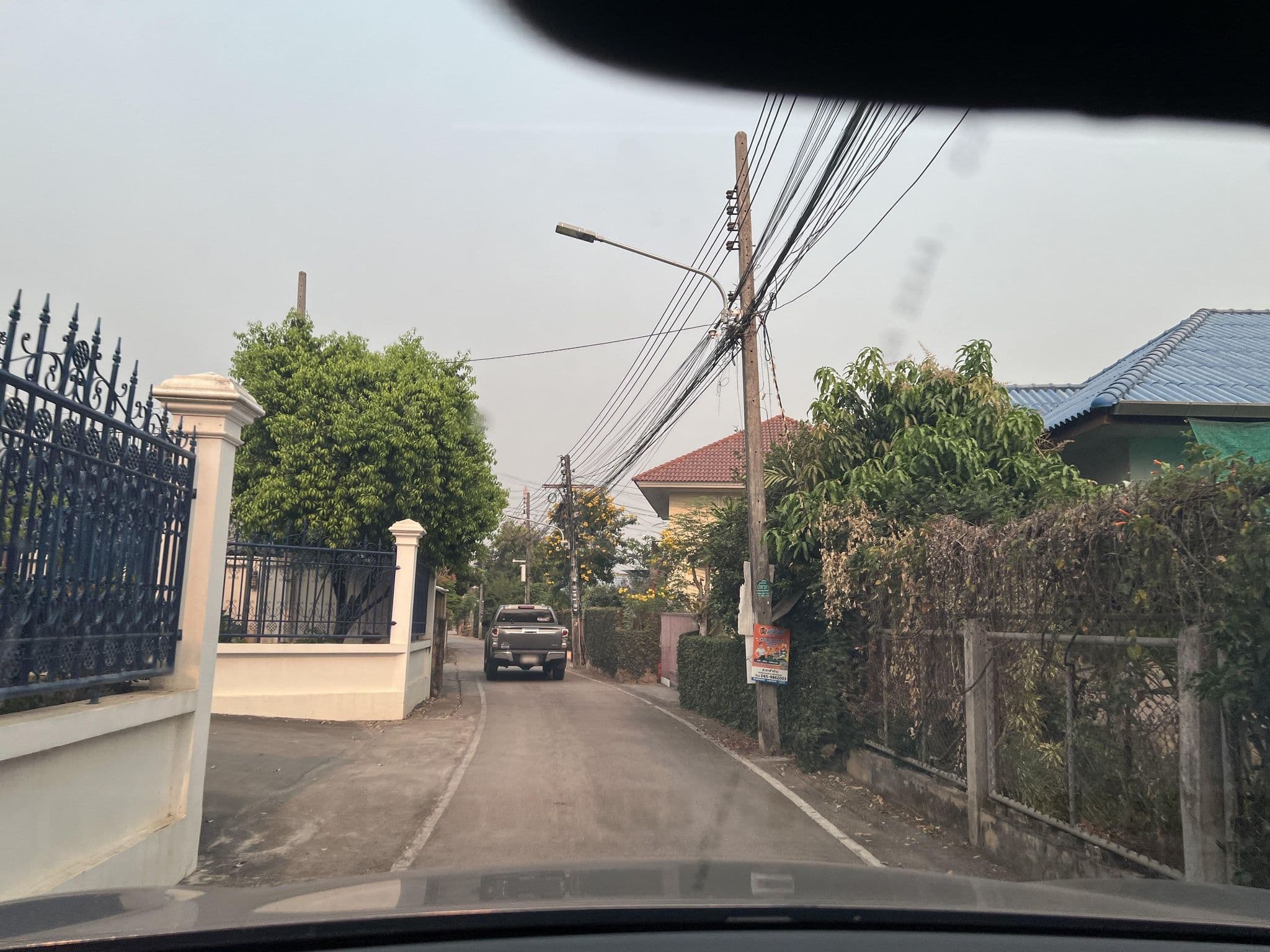 Street view near Ibis, Chiang Mai — © lin_wang (CC BY-SA · Mapillary)