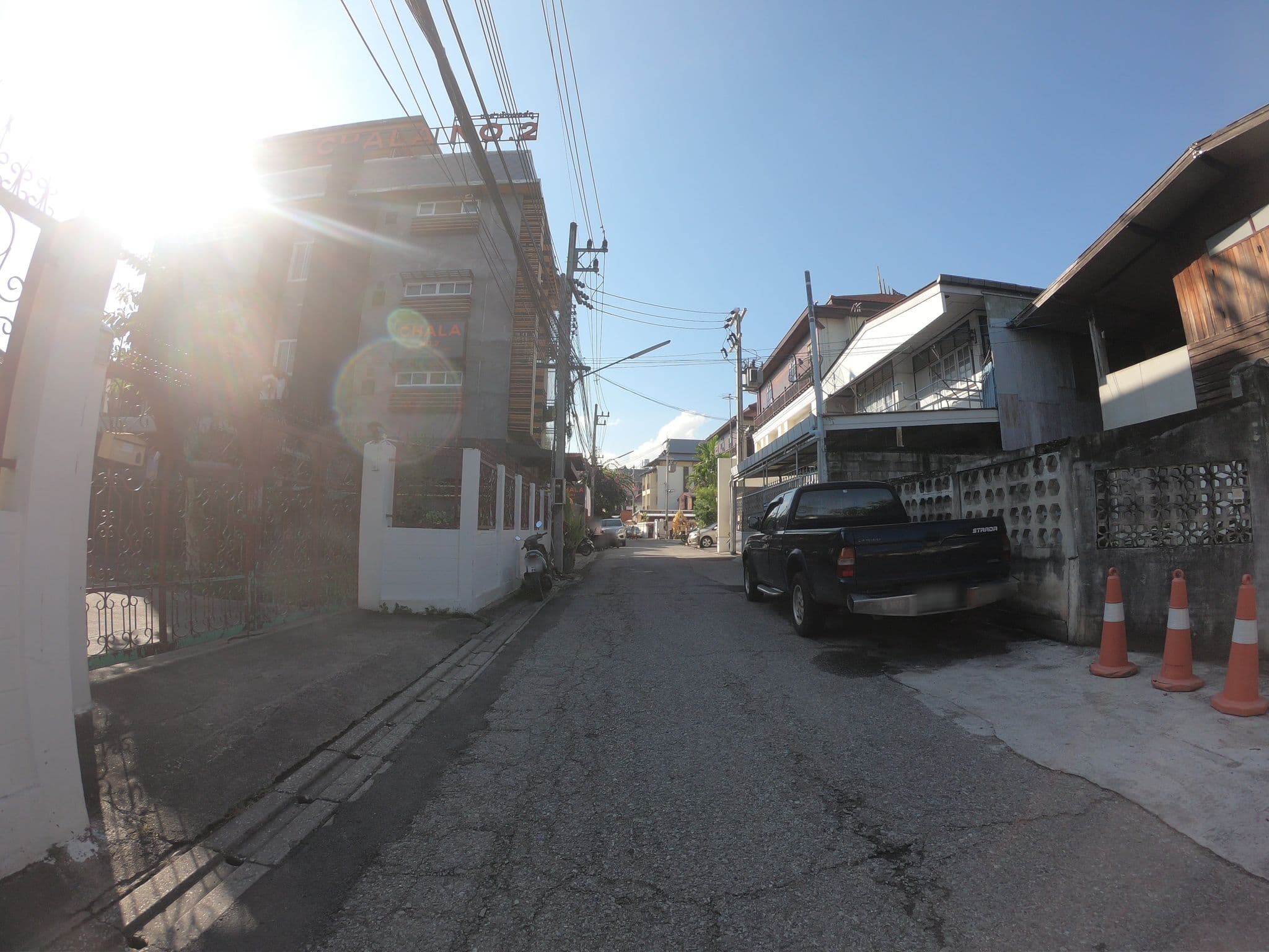 Street view near Canvas House, Chiang Mai — © chanuwath_grab (CC BY-SA · Mapillary)