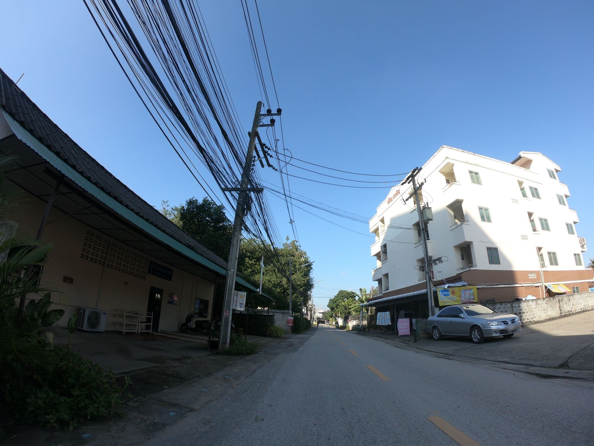 Street view near De Manor Hotel Chiang Mai, Chiang Mai — © chanuwath_grab (CC BY-SA · Mapillary)