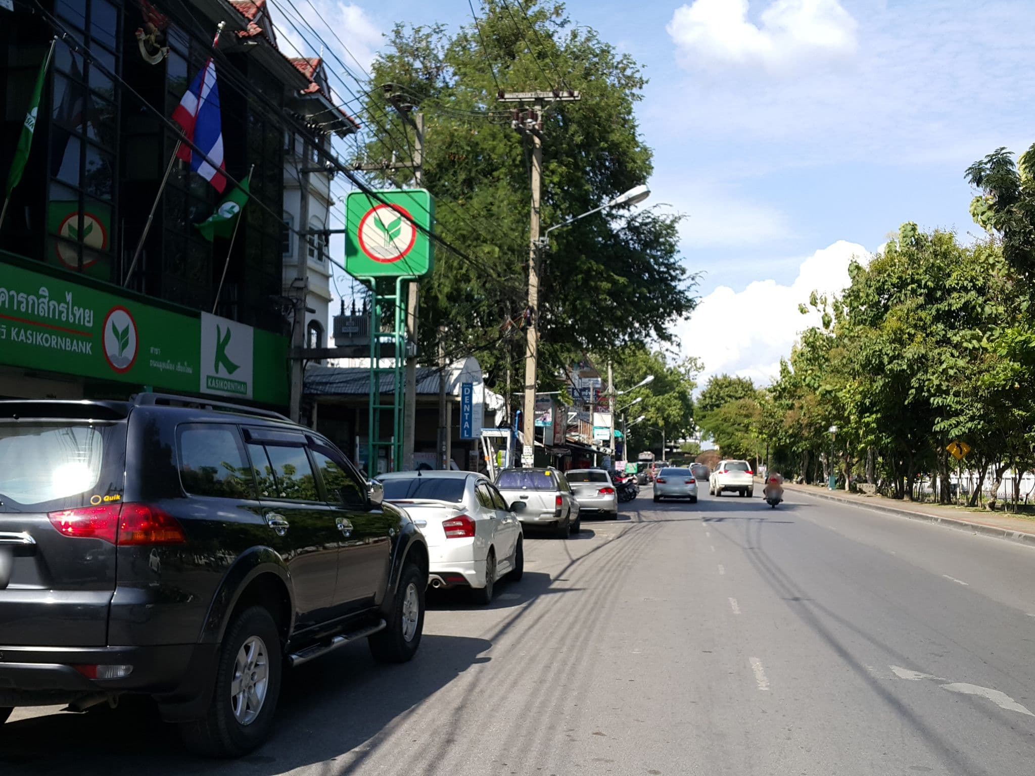 Street view near Arcade Inn Hotel, Chiang Mai — © jrcarlsen (CC BY-SA · Mapillary)