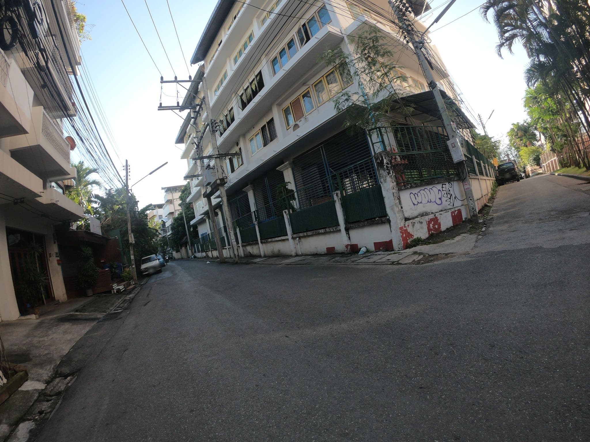 Street view near 1948 Hostel, Chiang Mai — © chanuwath_grab (CC BY-SA · Mapillary)